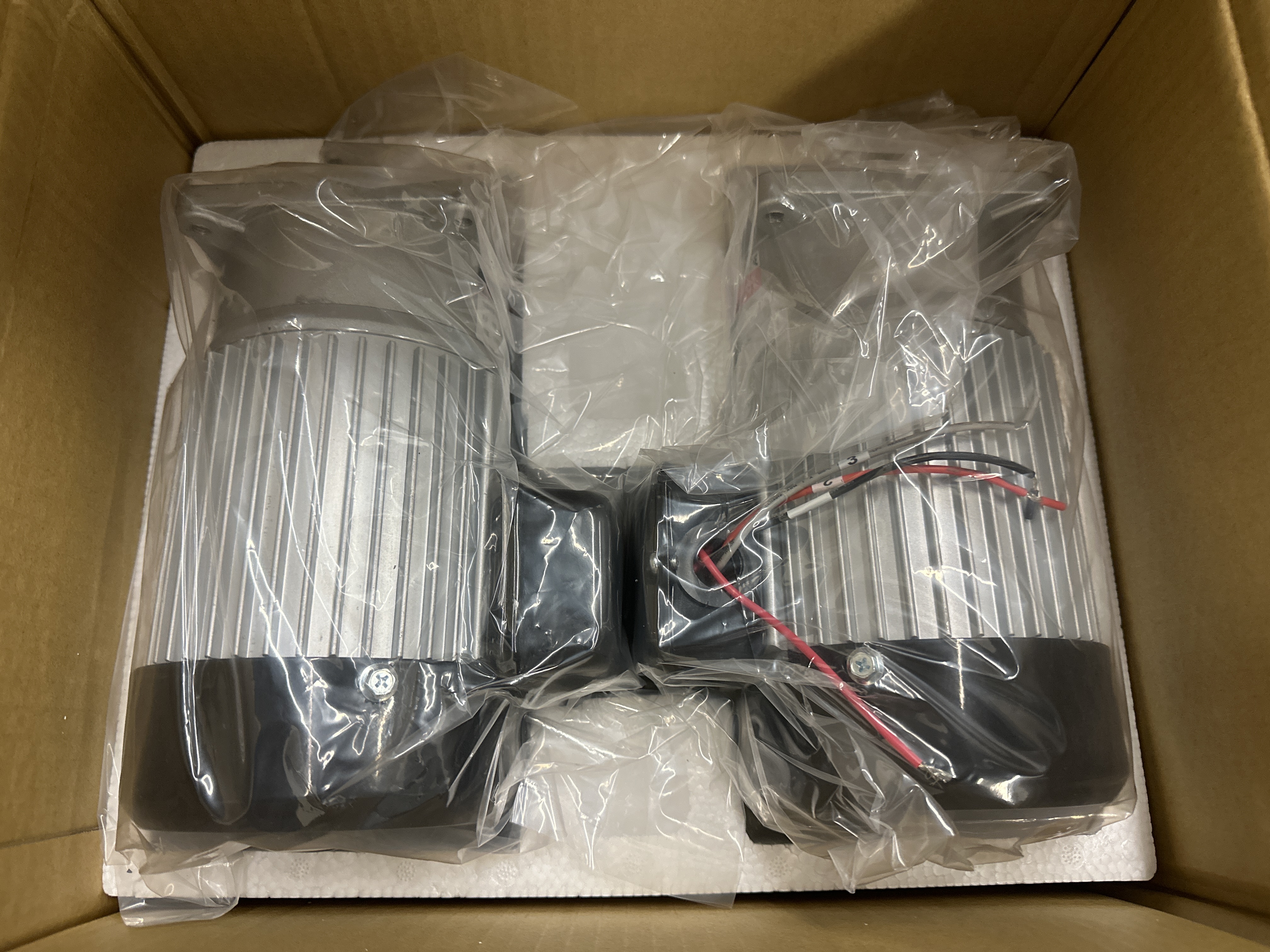 UJ230V18-200-21.4-A-G4