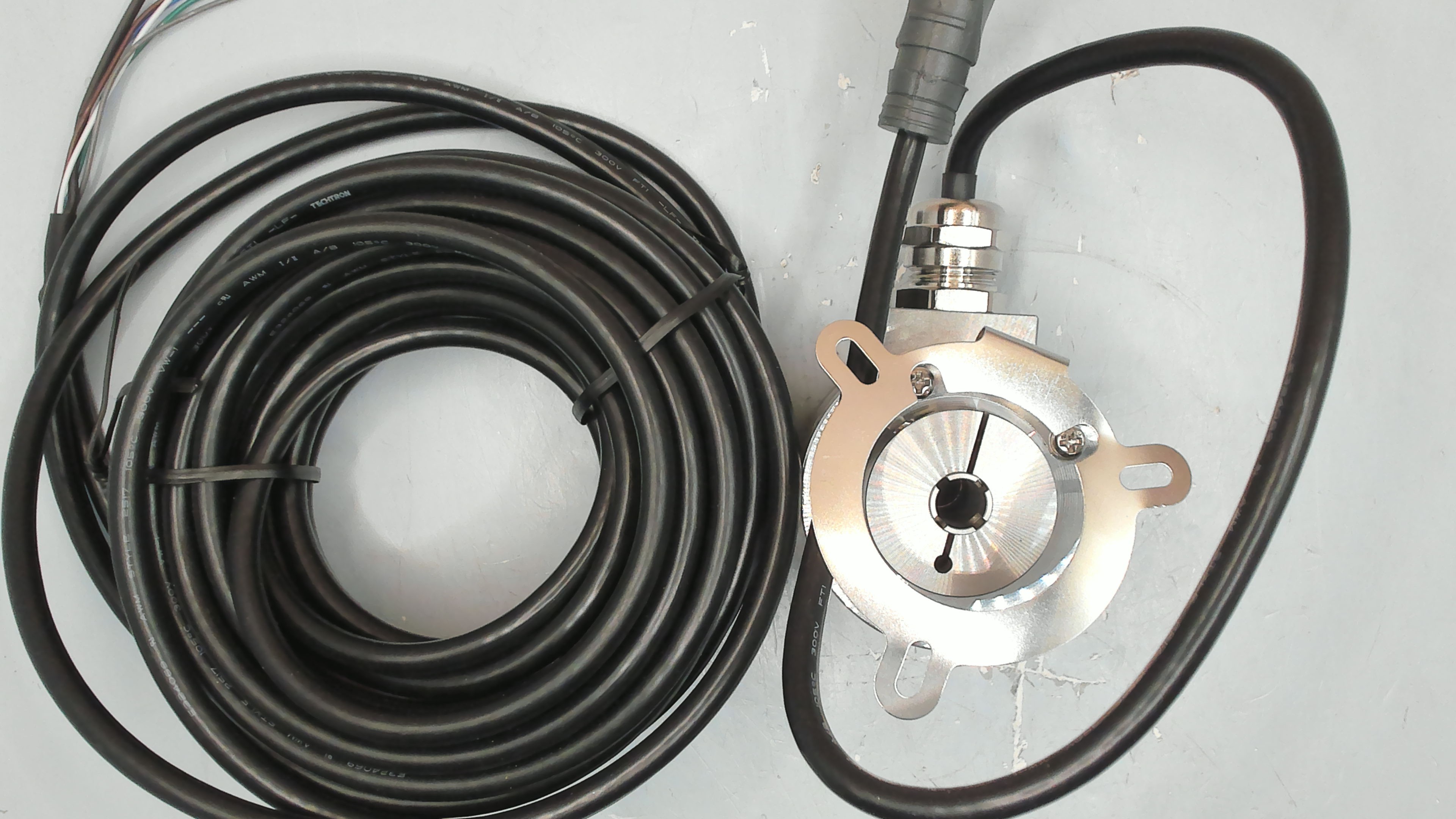EC50S8-P6PR-100.5L6100