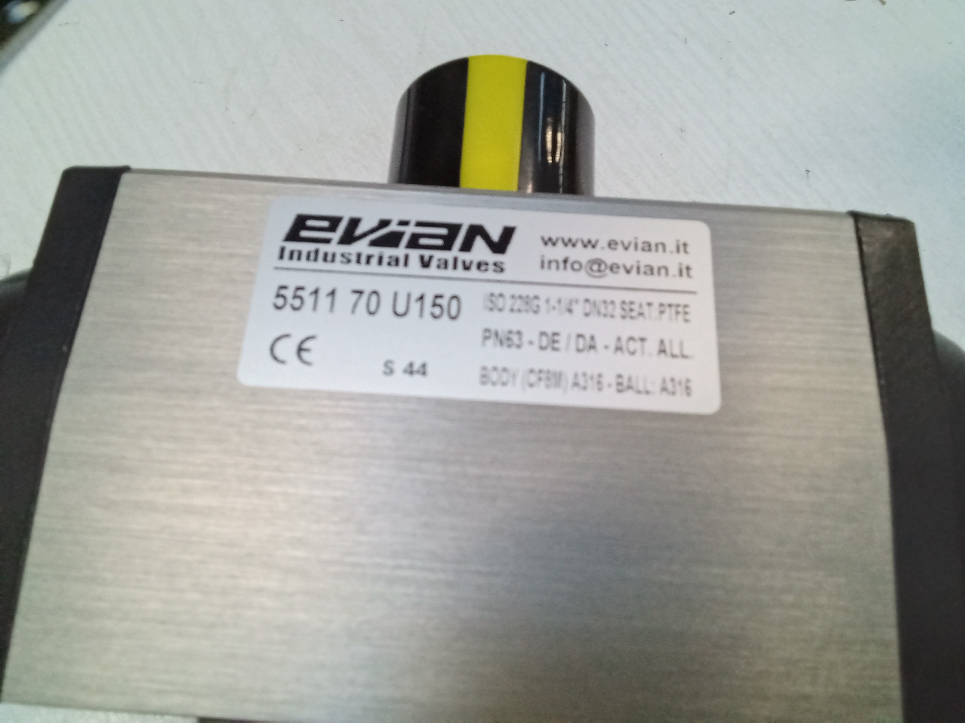 5511 70 U150 preview 5