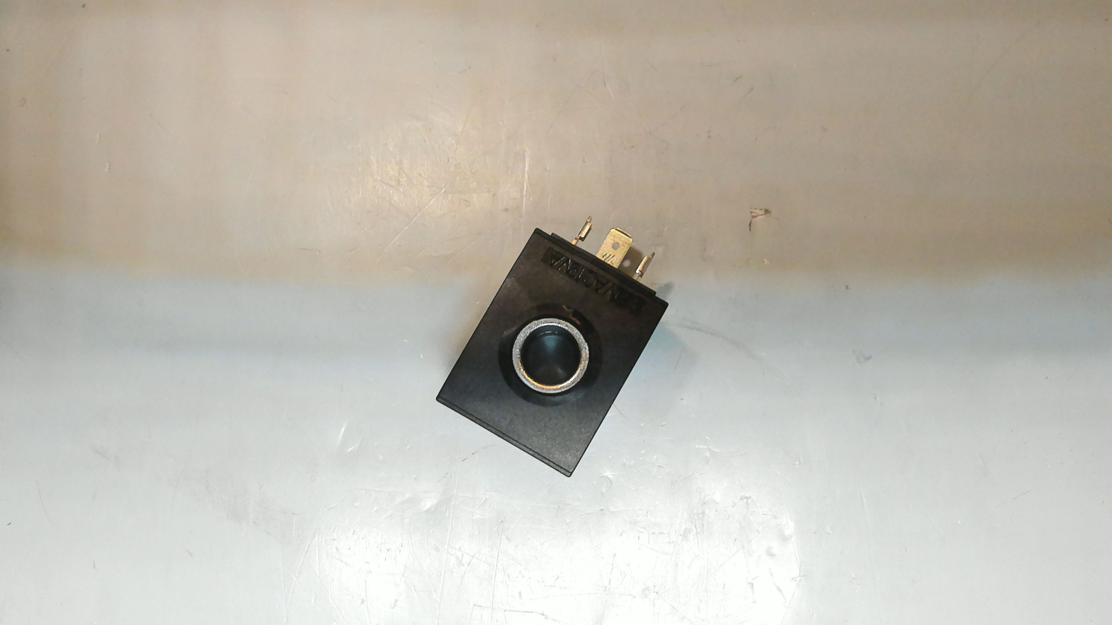 EVI 5P/13 – DIN 43650 A, AC , 230V AC 19VA