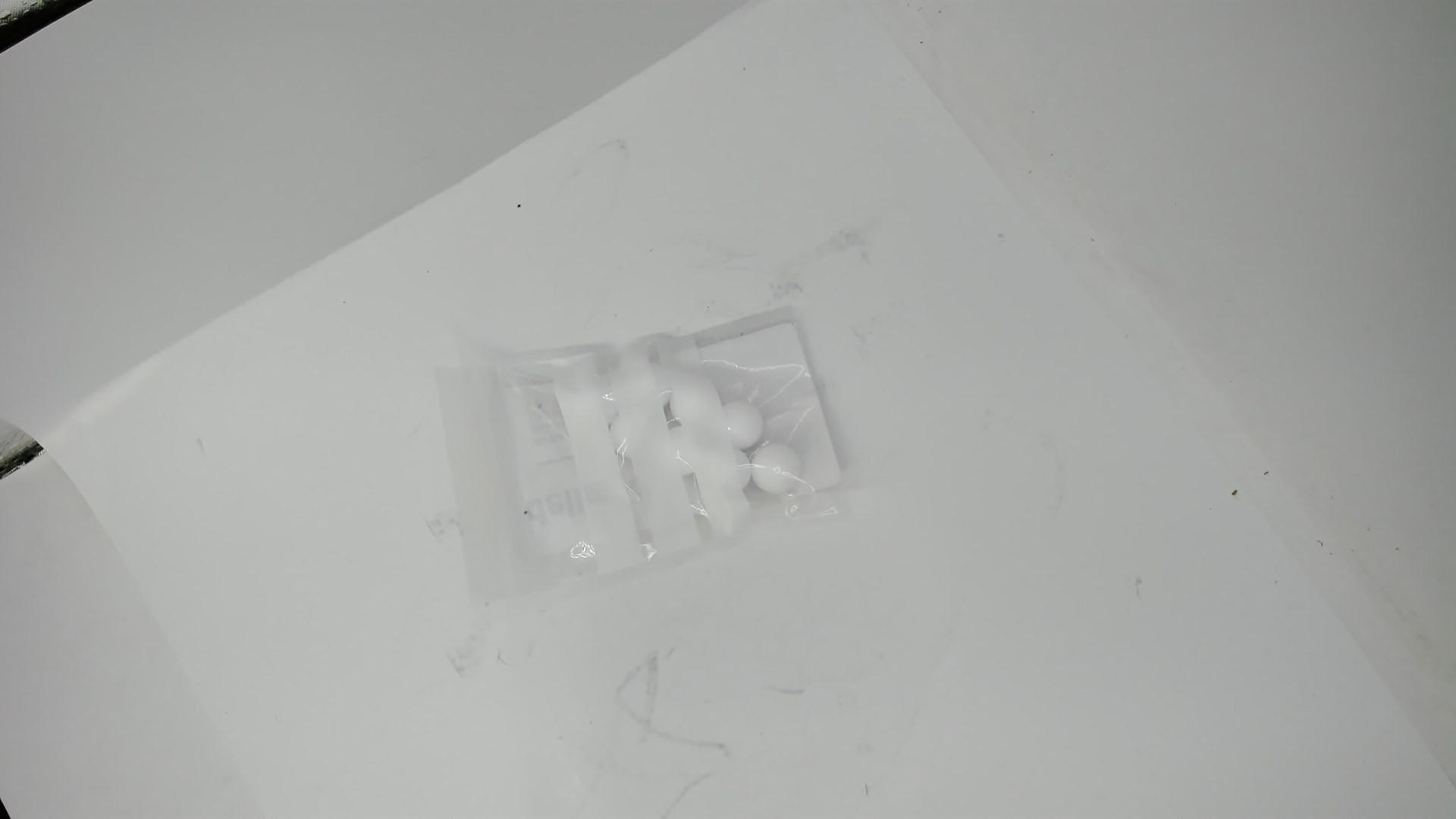 1106023