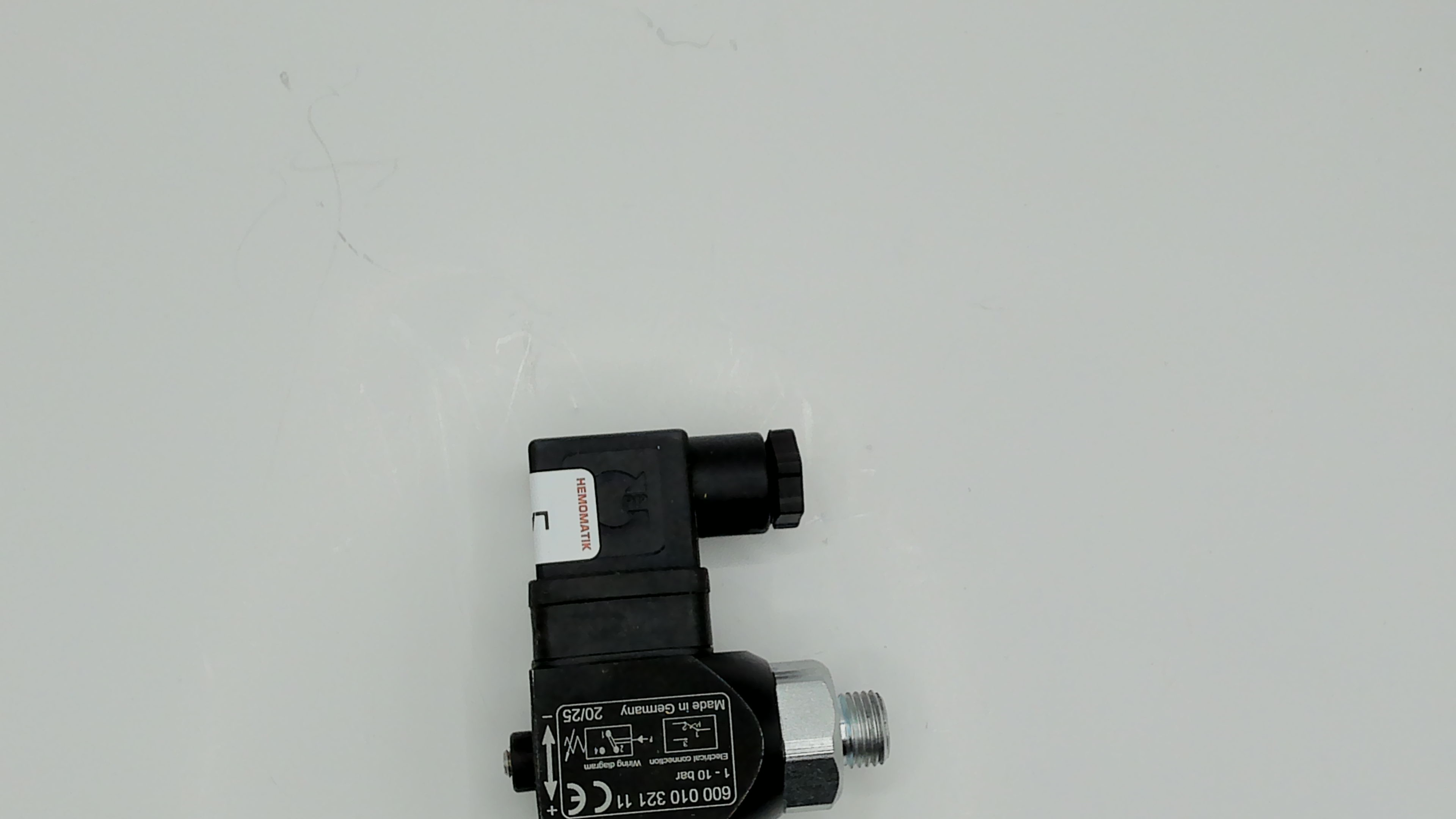 LAY-600-010-321-11