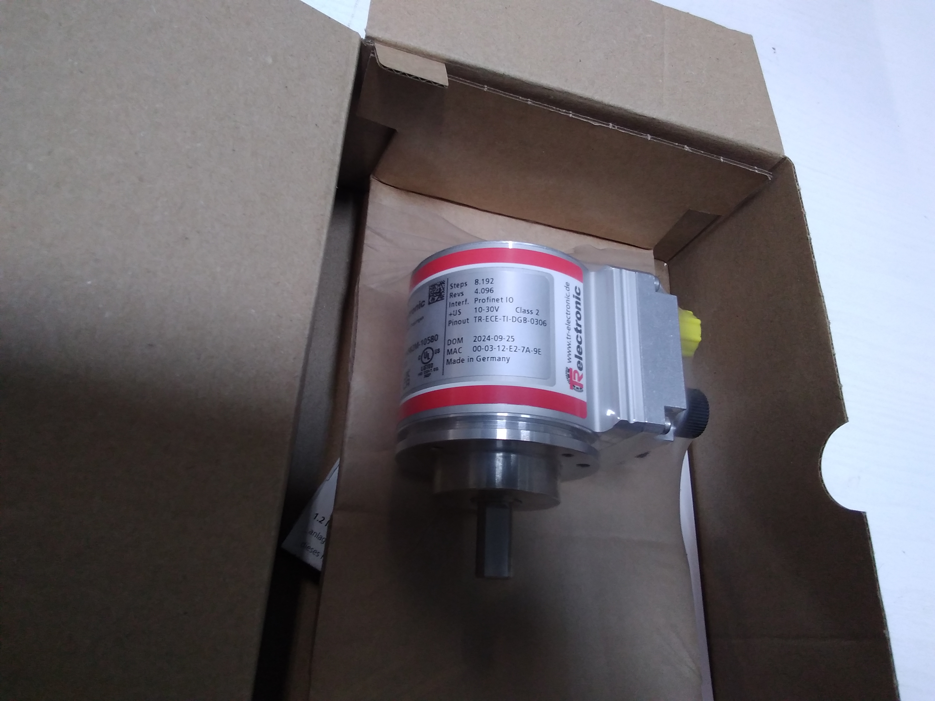CEV582M-10580 preview 2