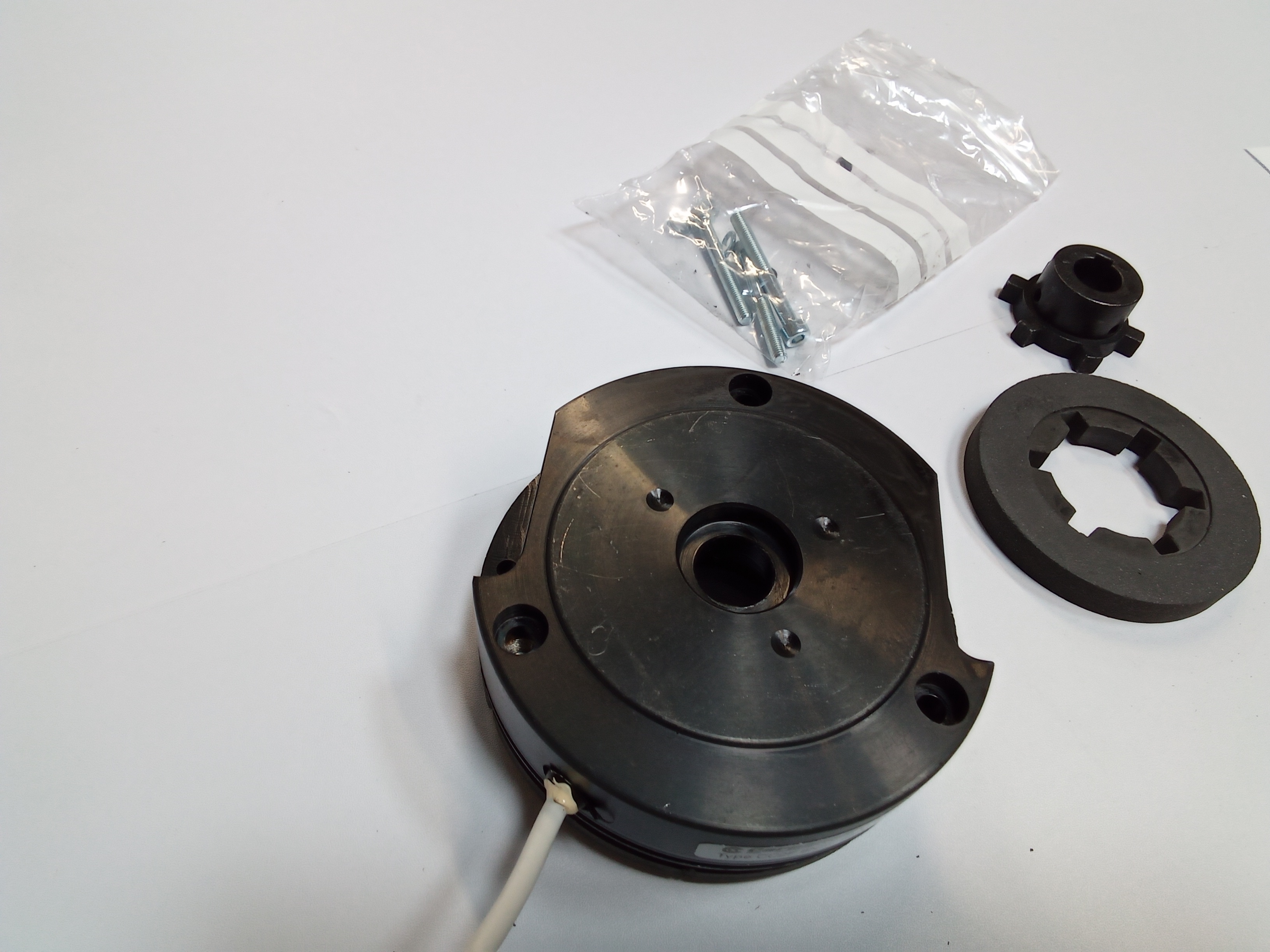 M80 CC2 205V / PN: F3S0015205000 preview 4