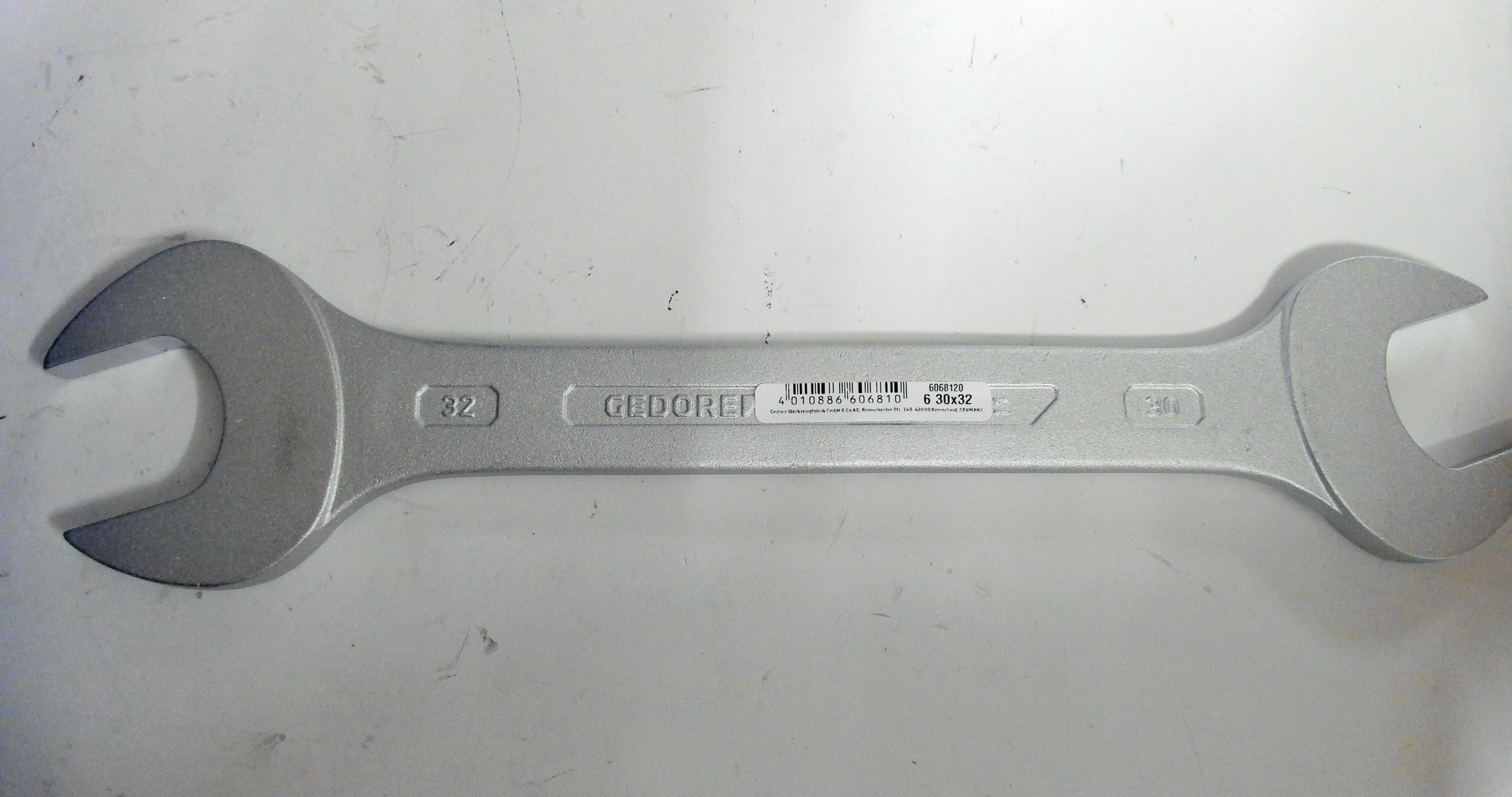 6068120 / 6 30X32