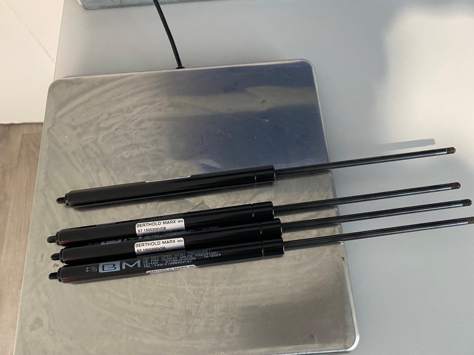 ST 1500200VD6 preview 4