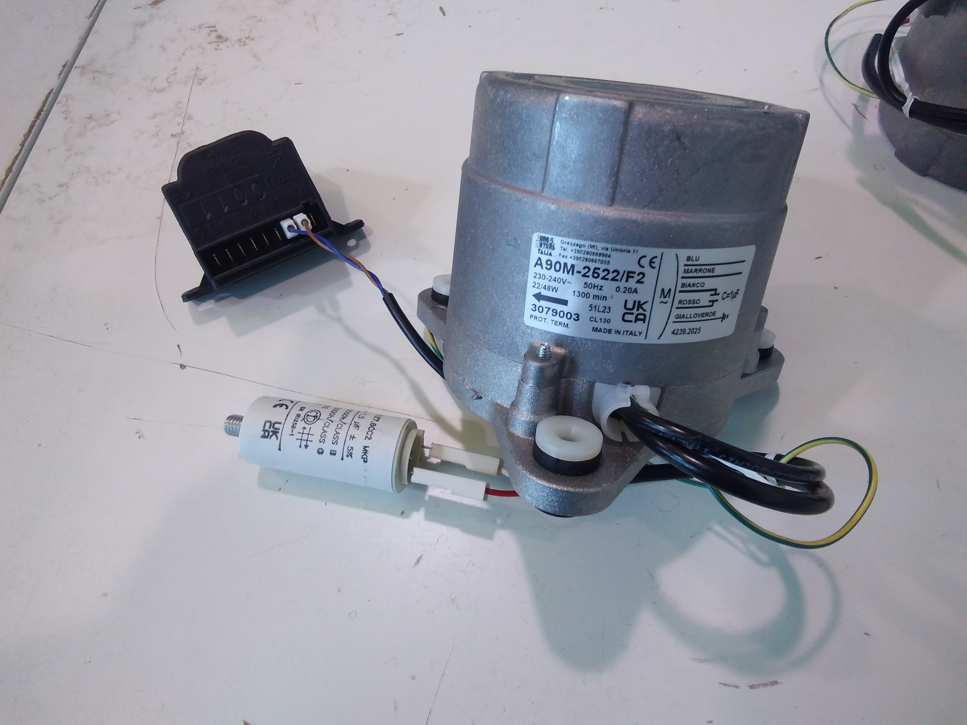 A90M-2522/F2 preview 4