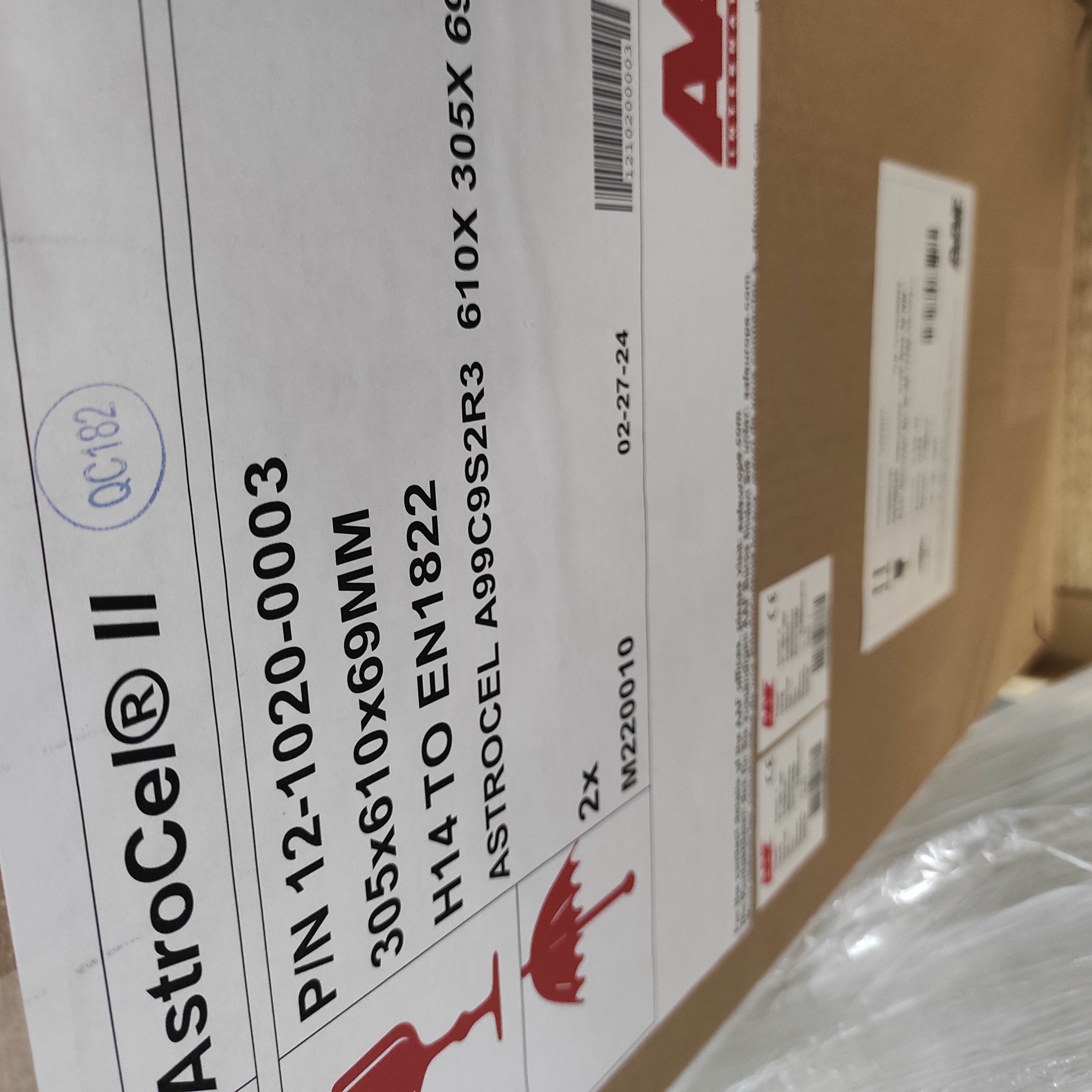 555000243 - A99C9S2R3 610x305x69mm