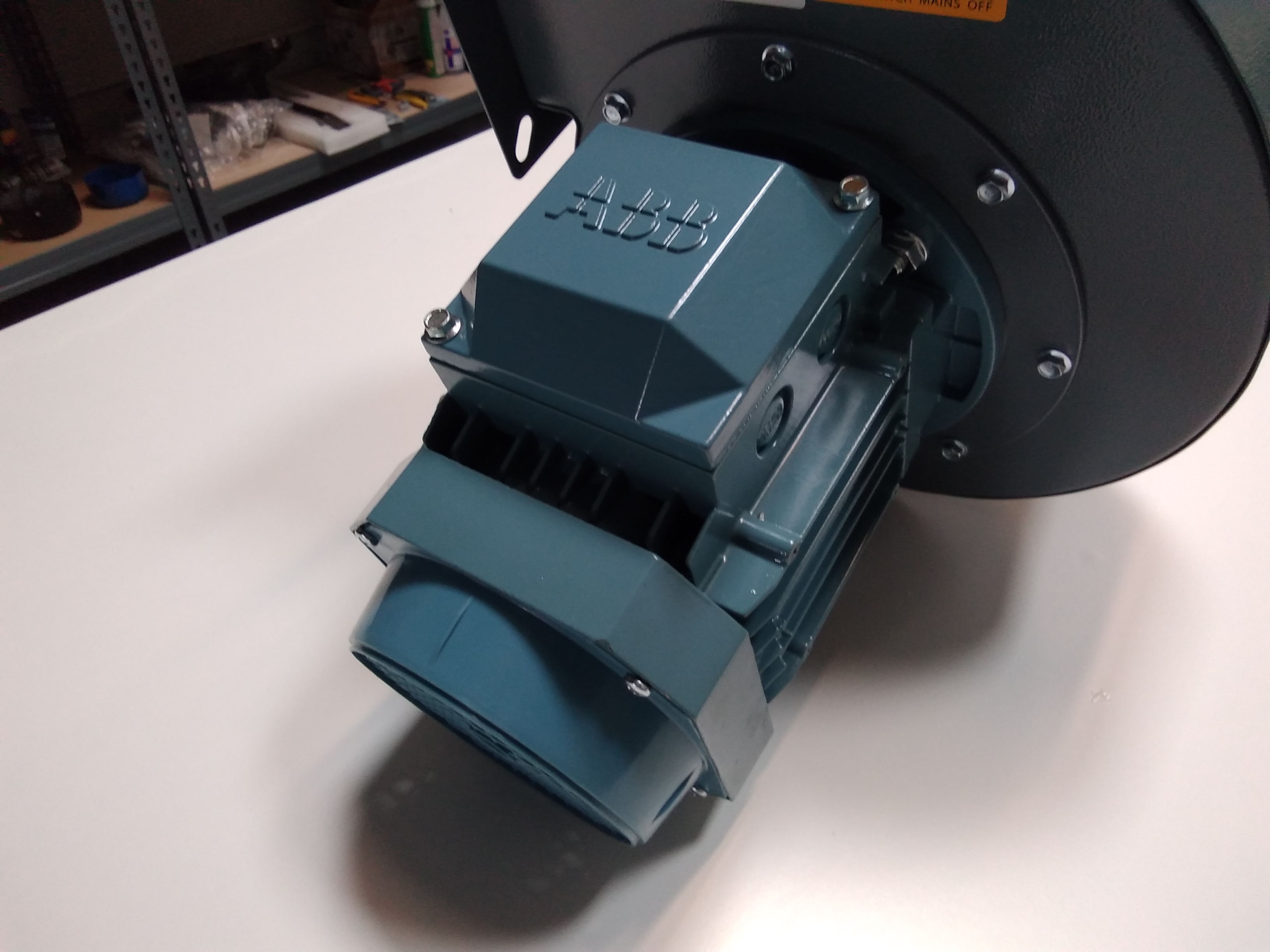 MN552 LG270 preview 4