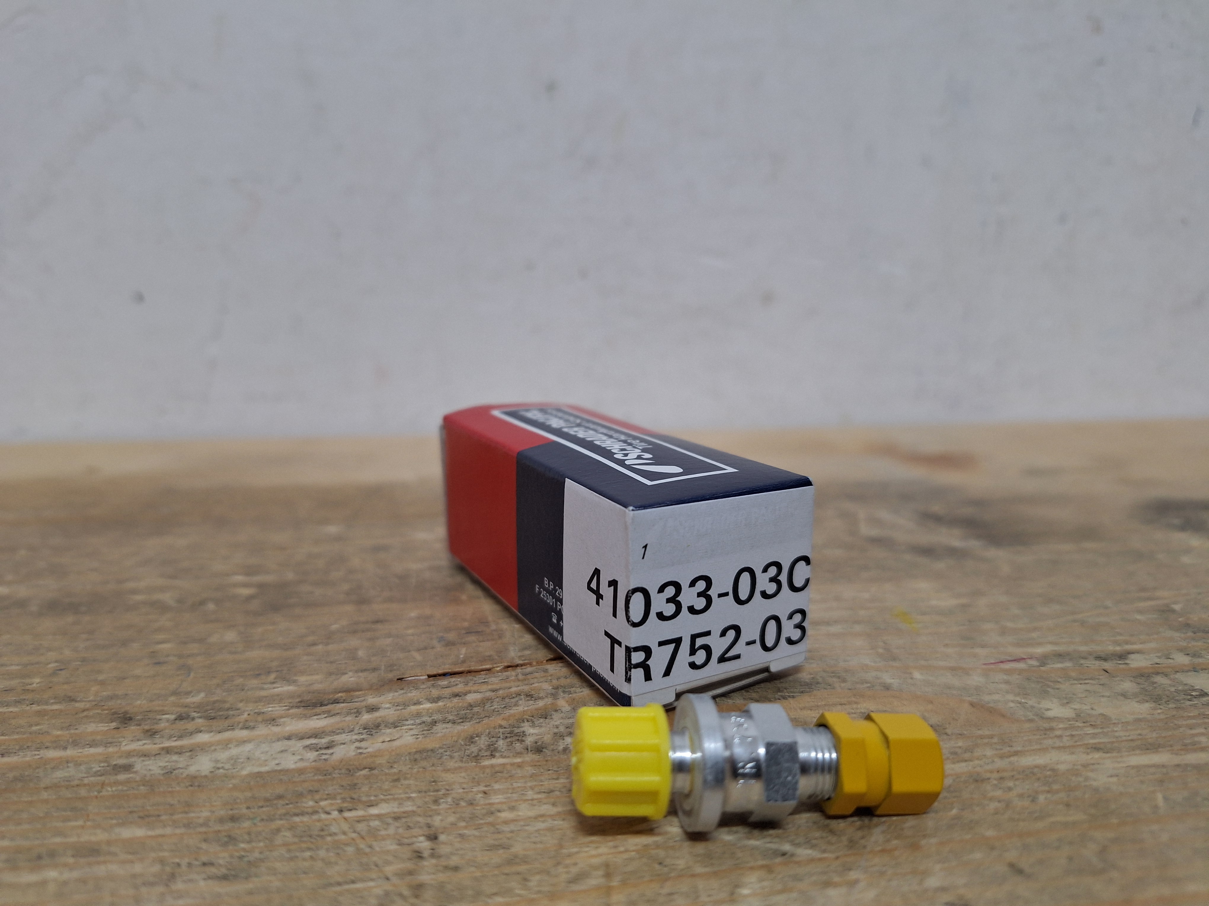 41033-03c preview 2