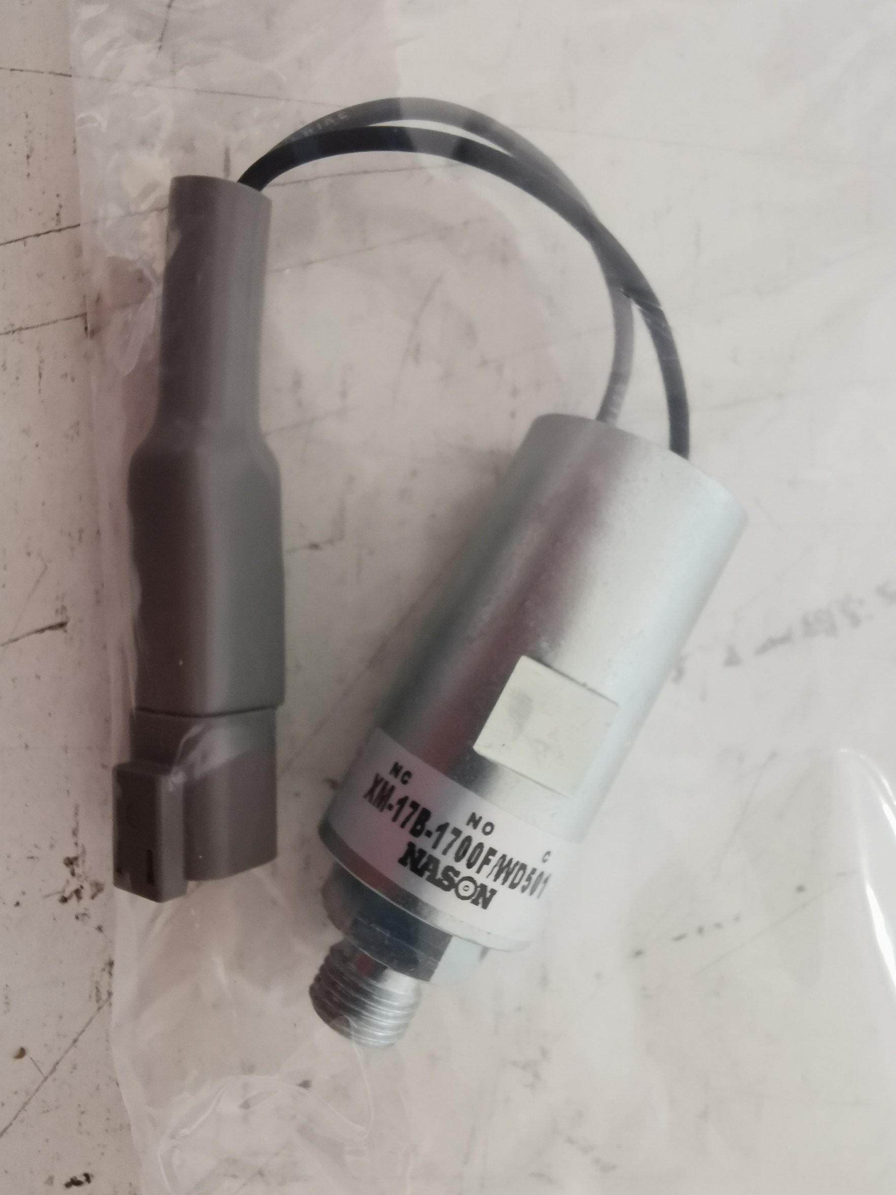 XM-17B- 1700F/WD501