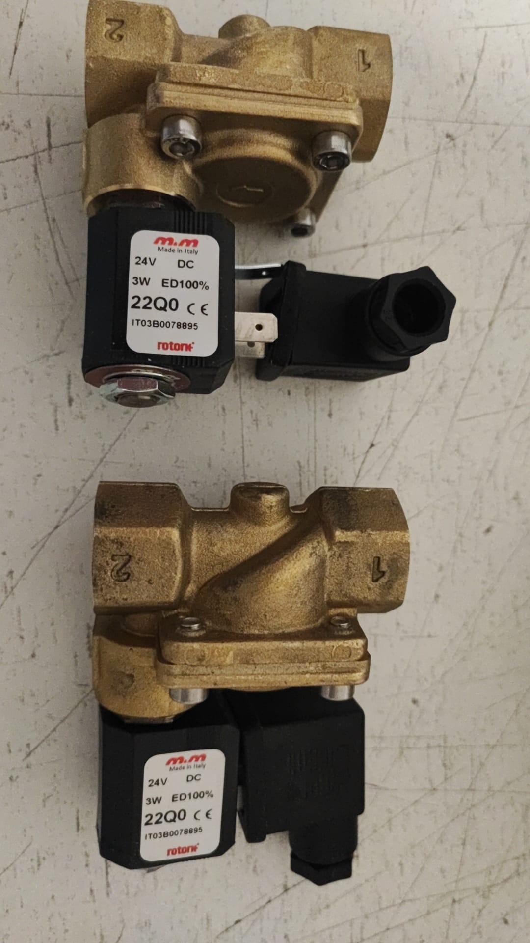LC205DEZ-22Q0