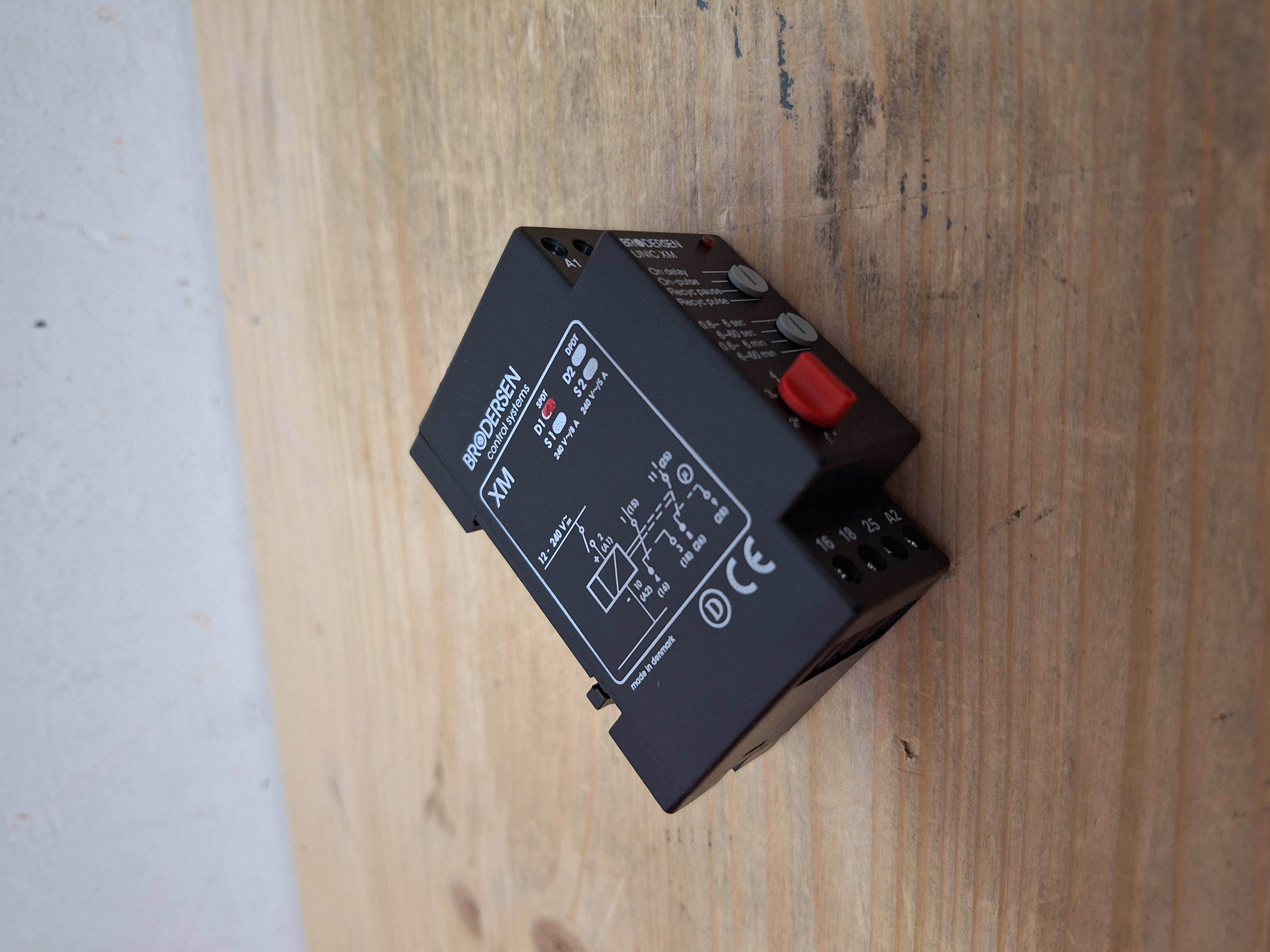 UNIC XM D1 preview 3