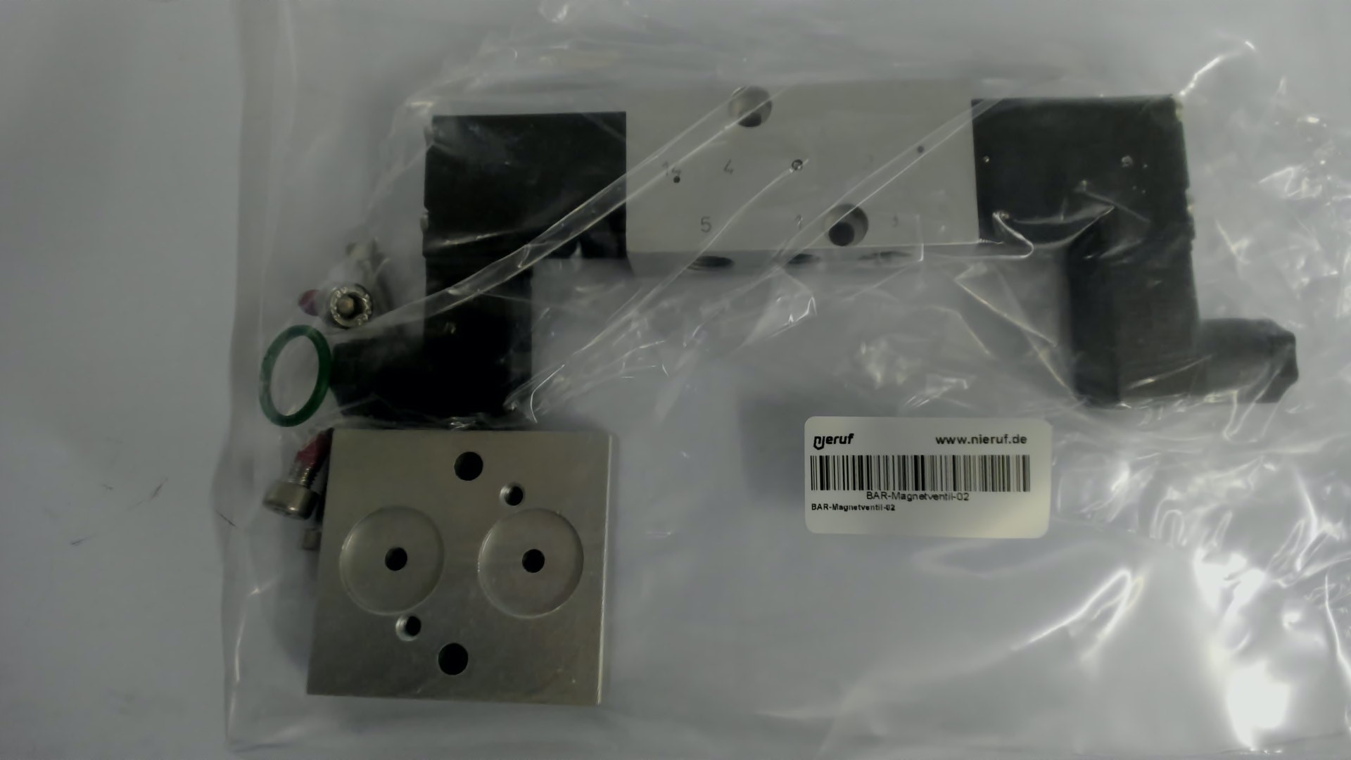 NM-S-532-H-24V/DC  including NAMUR adapter plate and mounting screws