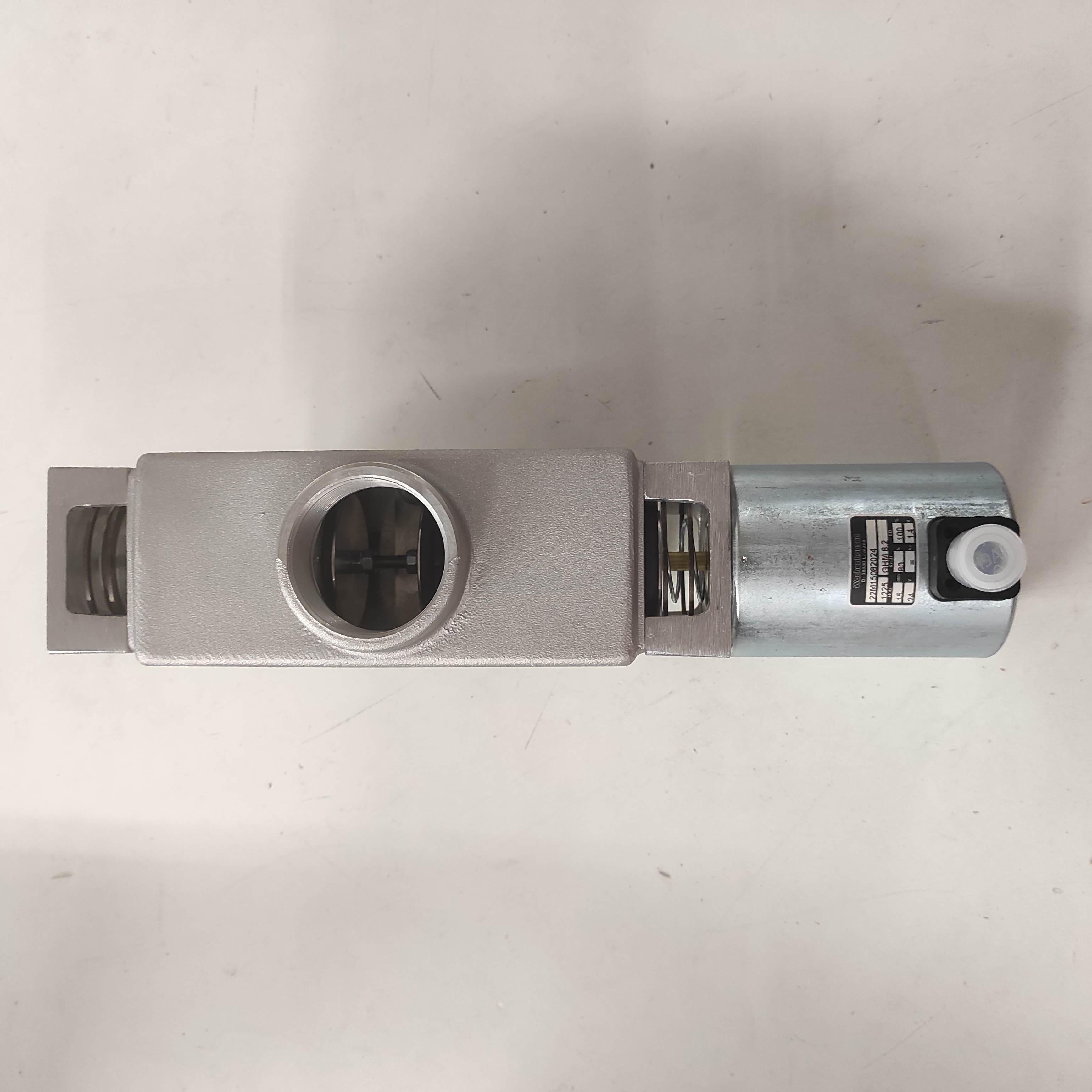 22M15082024