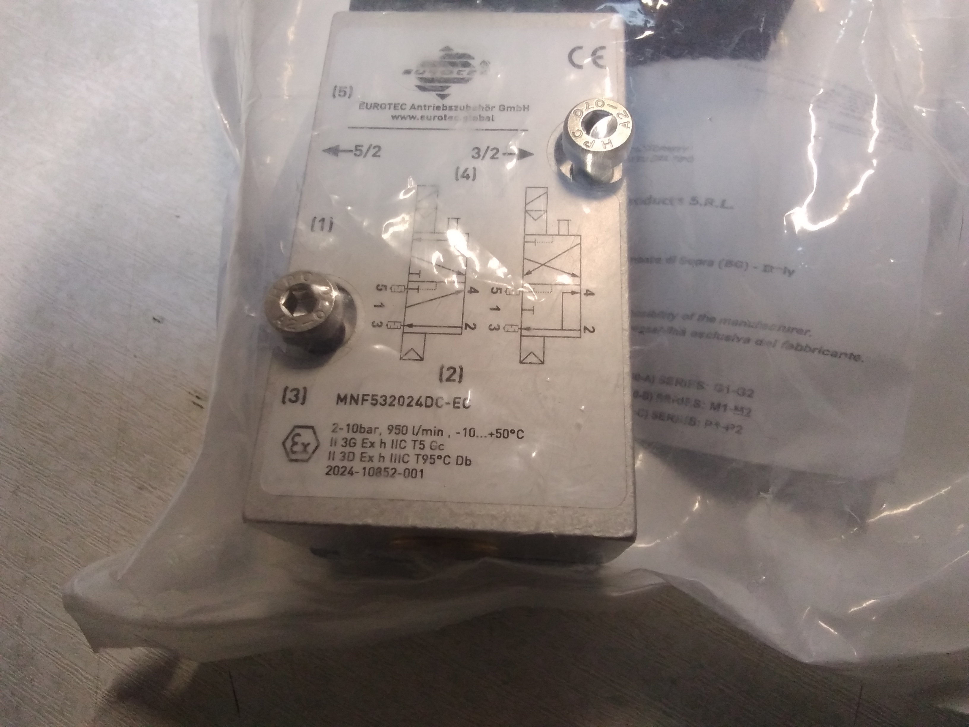 MNF532024DC-EC preview 2