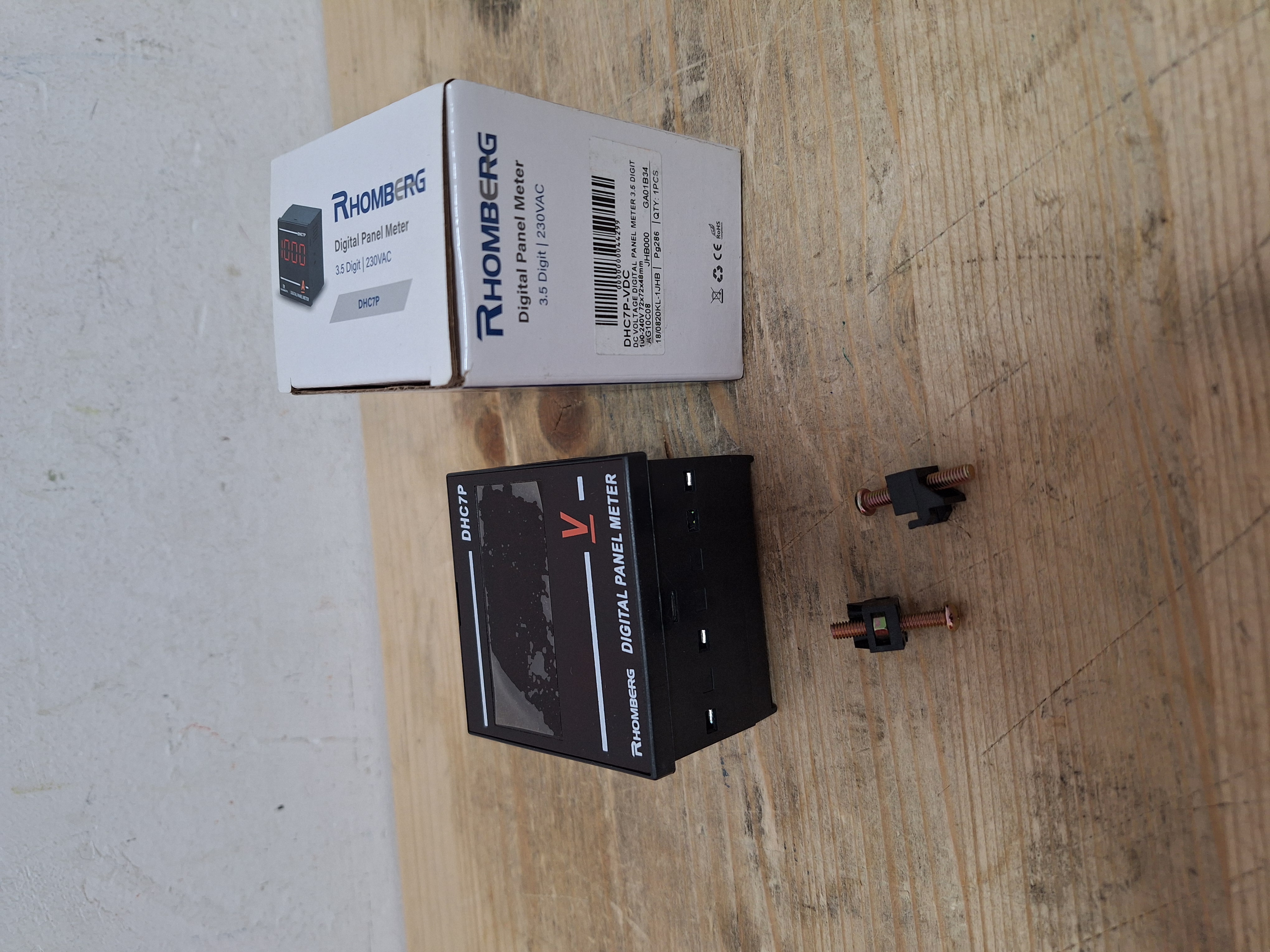 DHC7PVDC230VAC preview 2