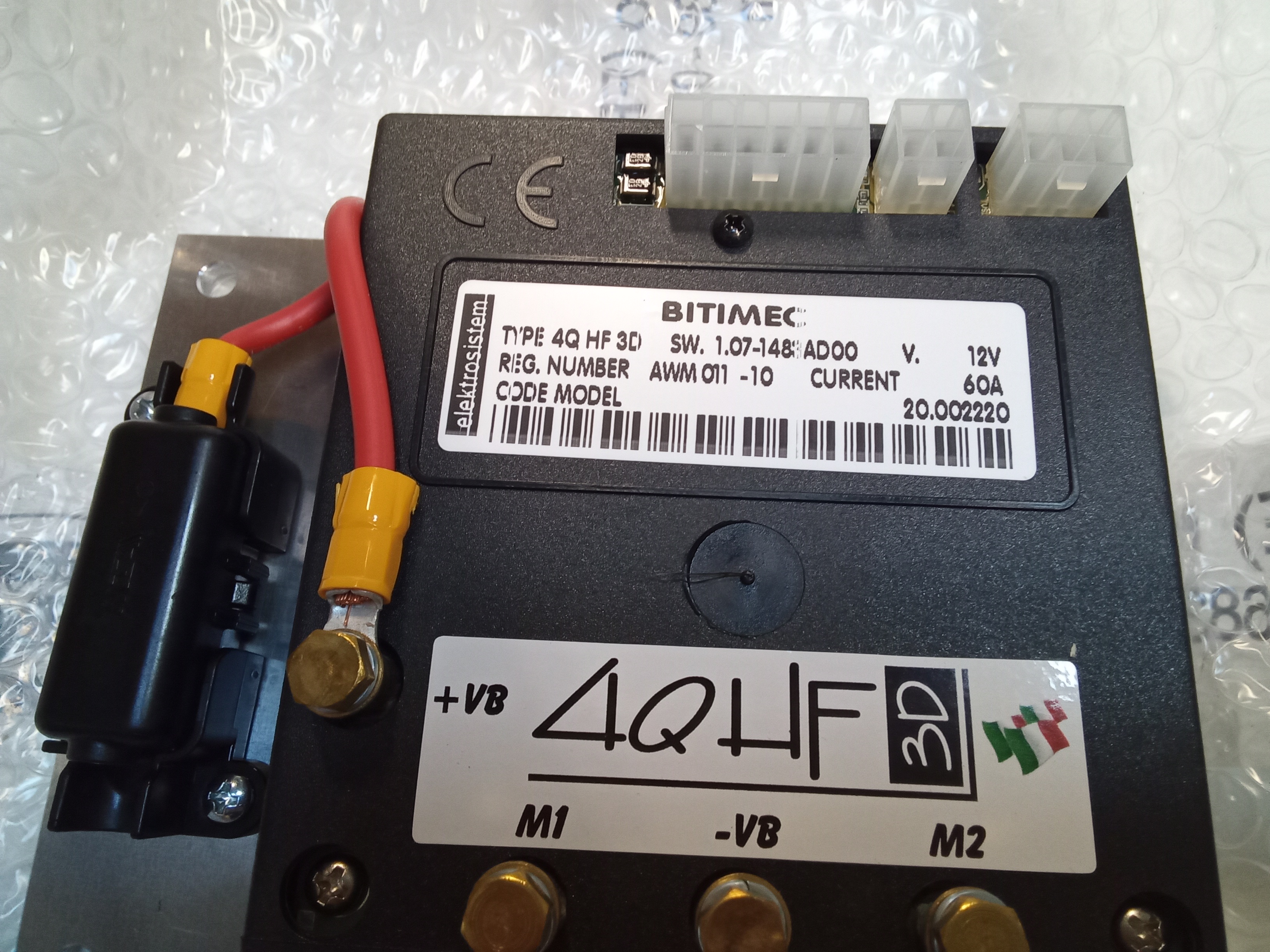 4QHF3D 12V 60A preview 2