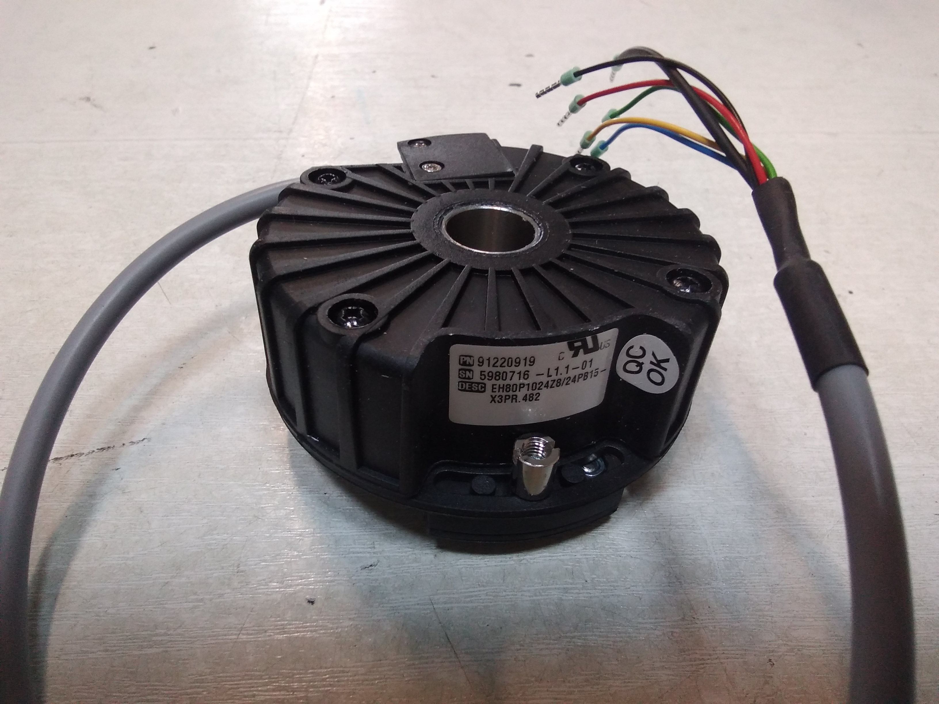 EH80P.1024Z8/24PB 15X3PR.482