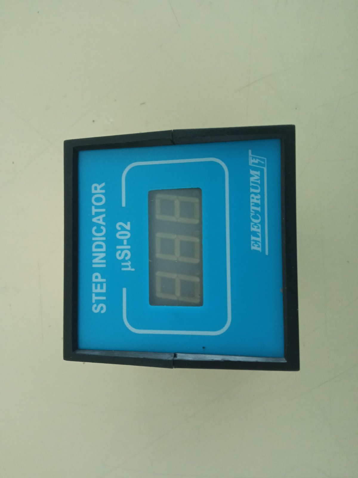 µSI-02  type P23,  22h6O