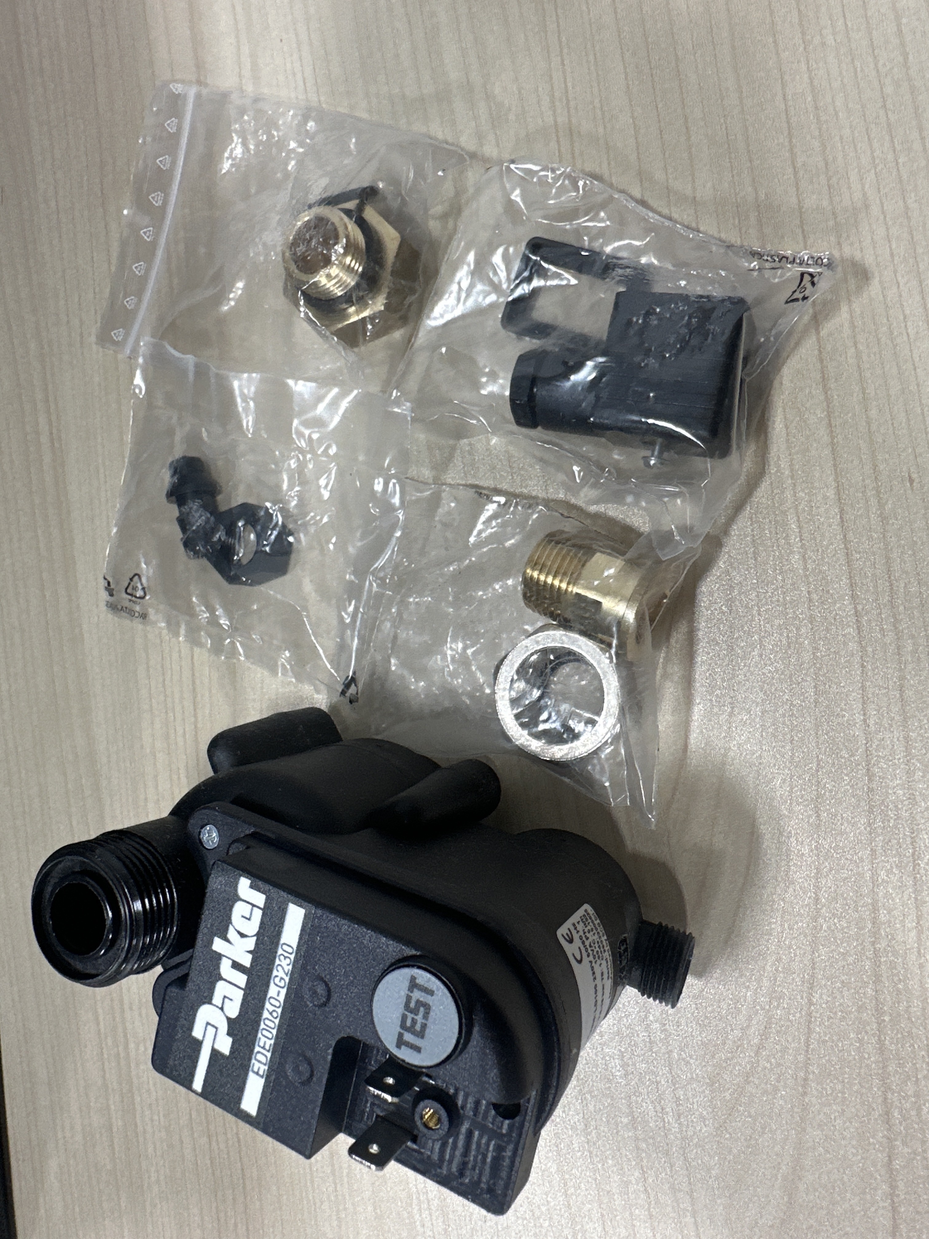 ED3002-G230 preview 3