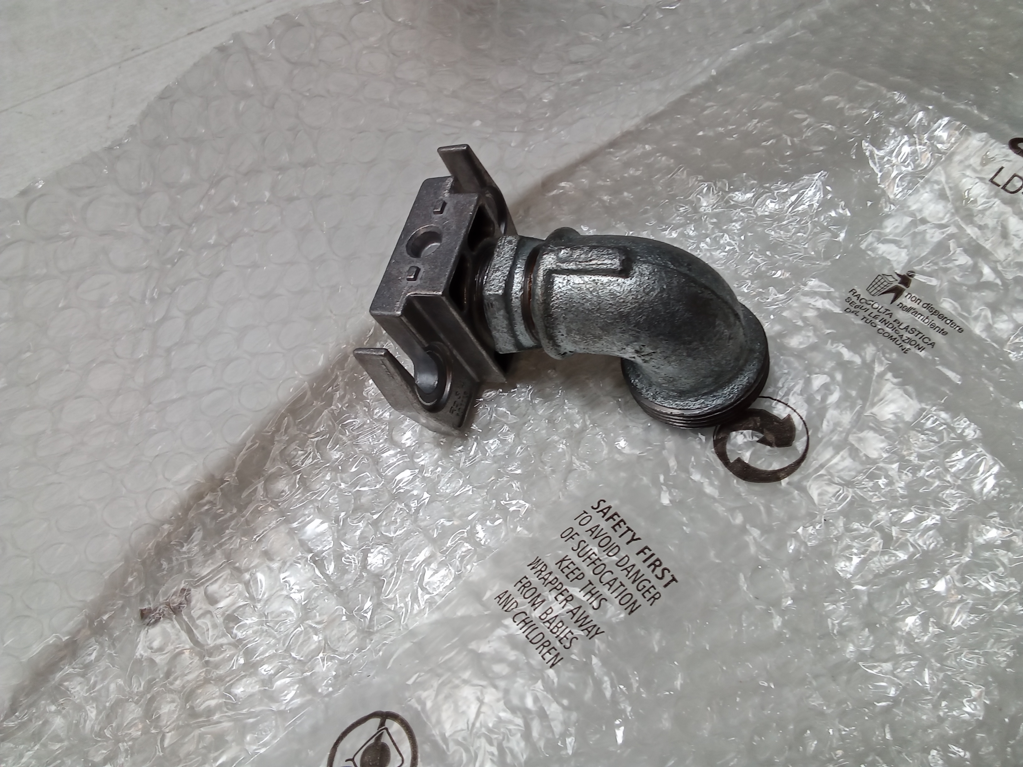 BM405A20C-R3/4-B
