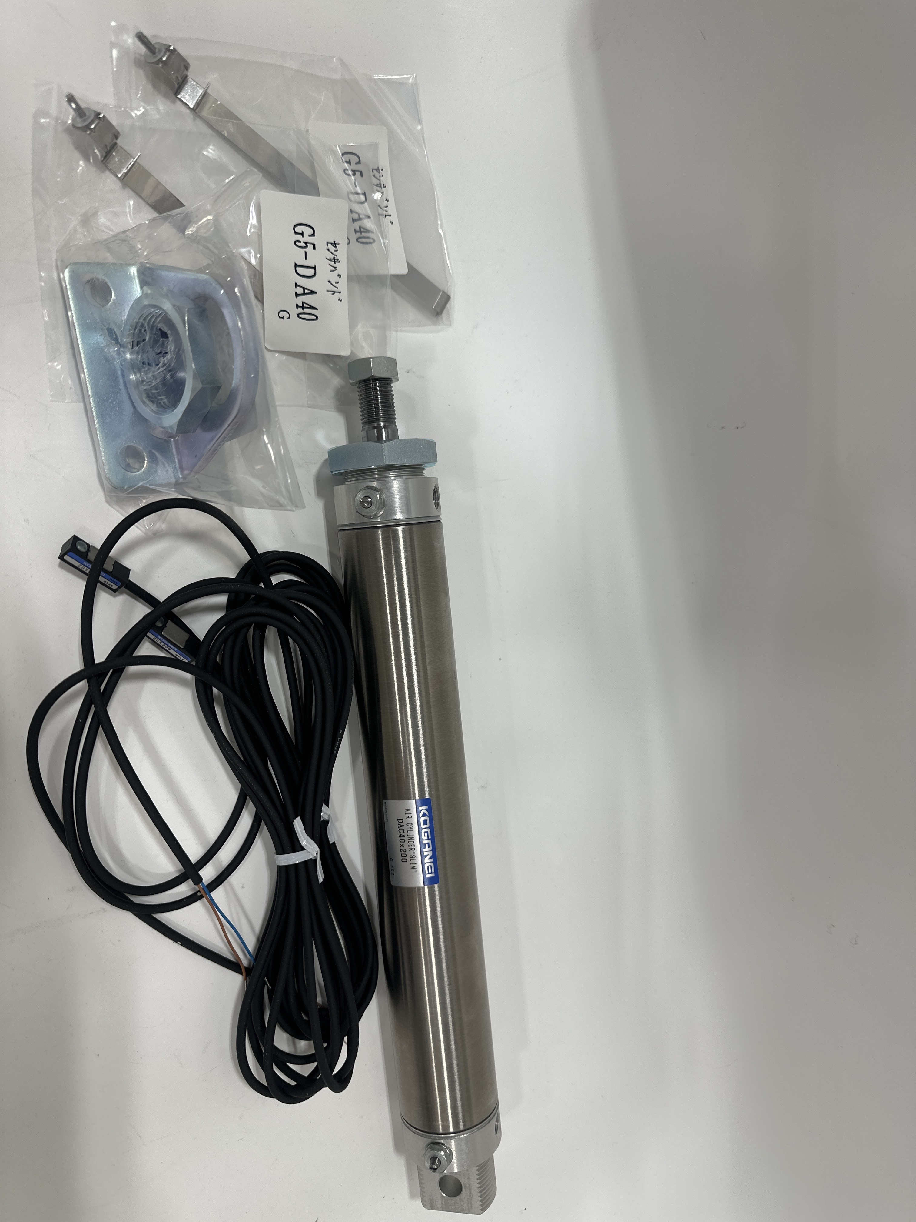DAC40X200-1-ZG530B2