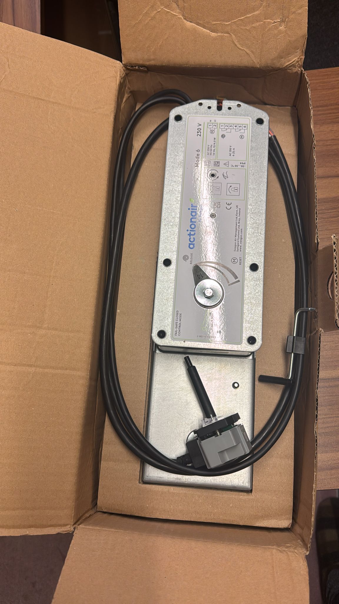 XNNN00016 M6 PTC SMK 230V BAT72