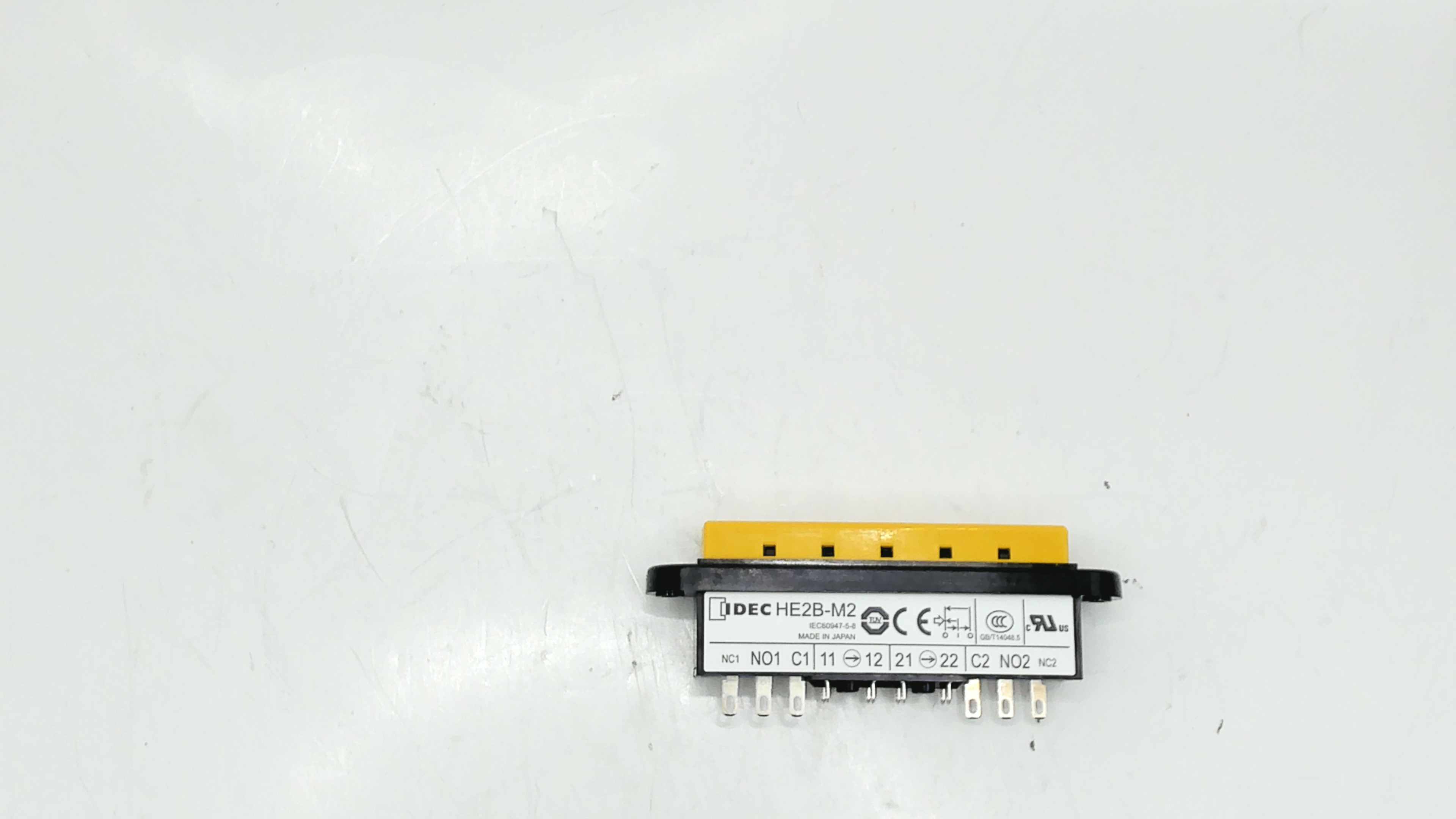 HE2B-M222 preview 2