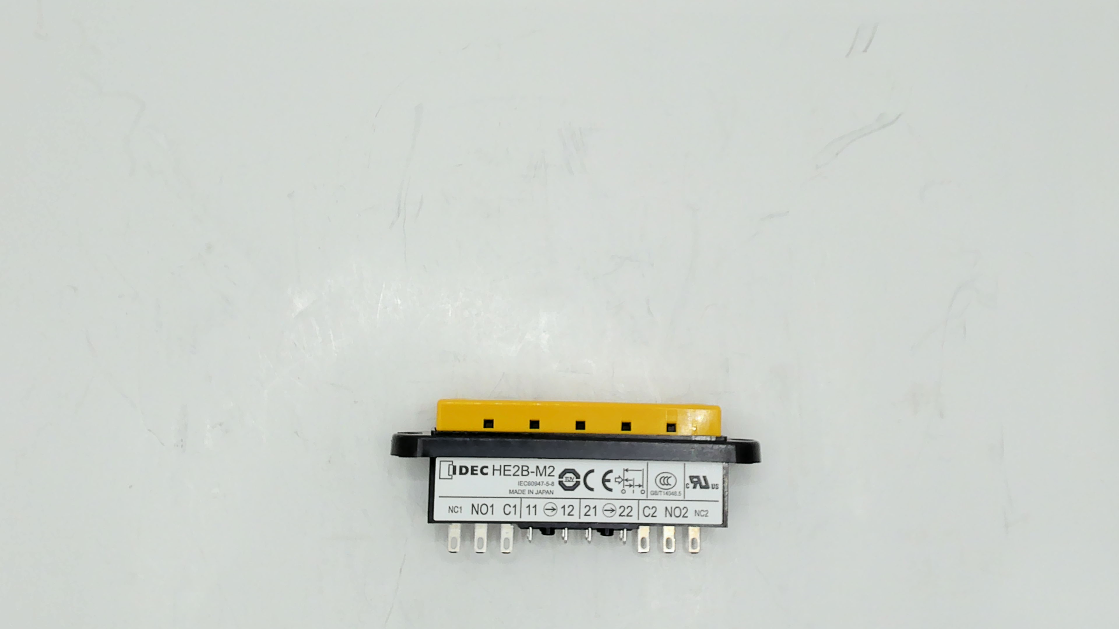 HE2B-M222 preview 3