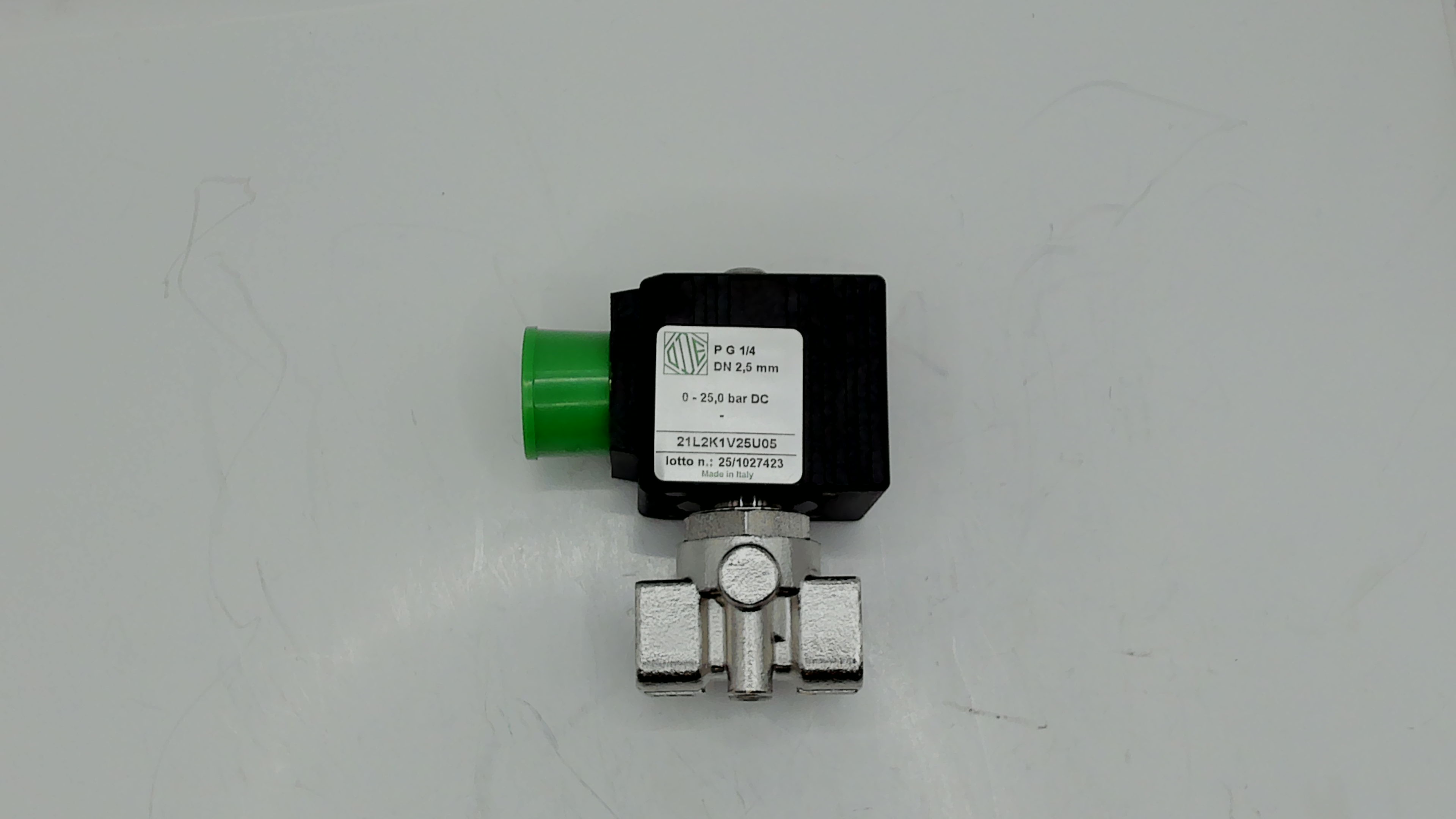 80000818 / 21L2K1V25-UDA12024CS
