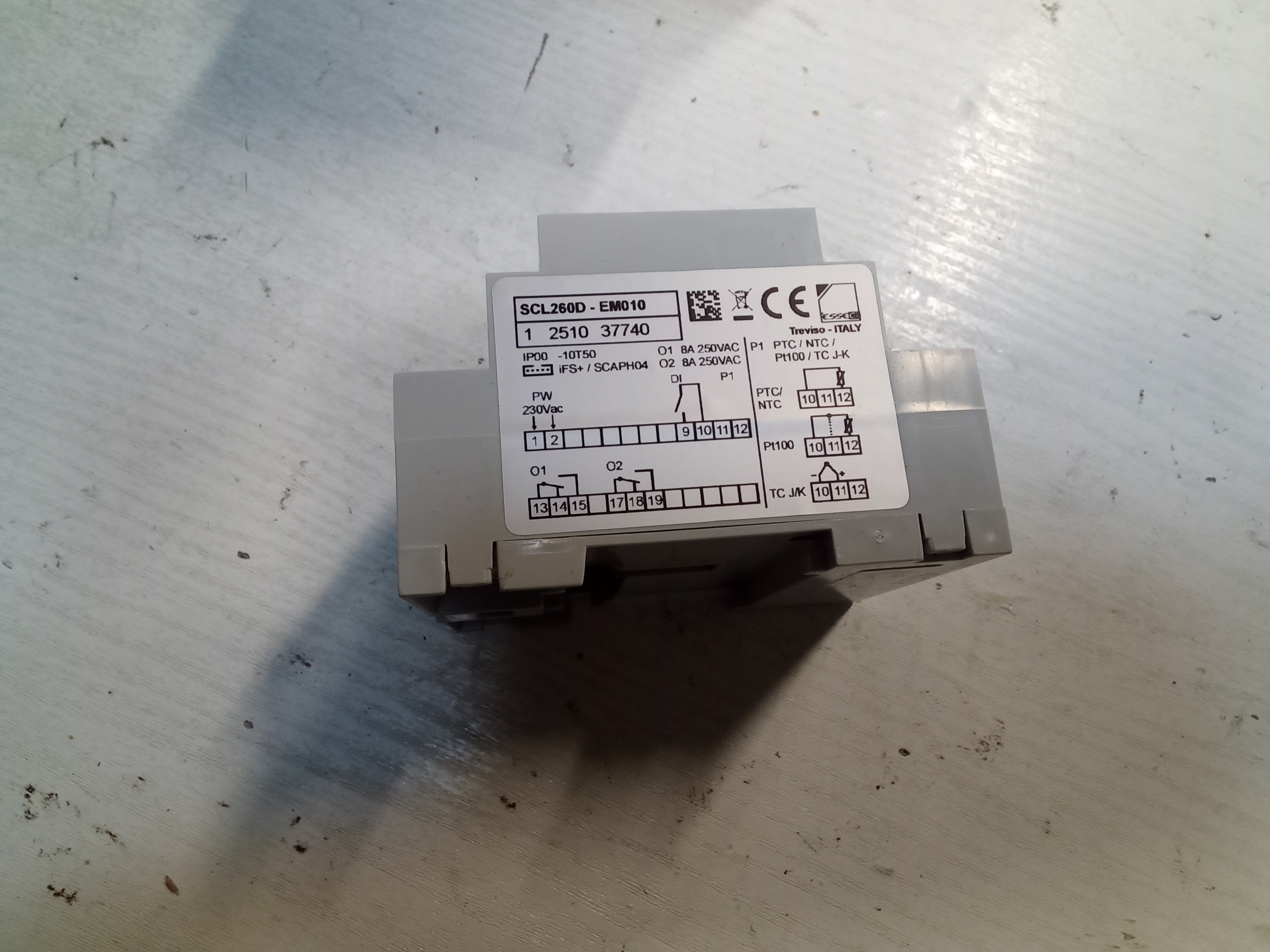SCL260D-EM010 preview 2