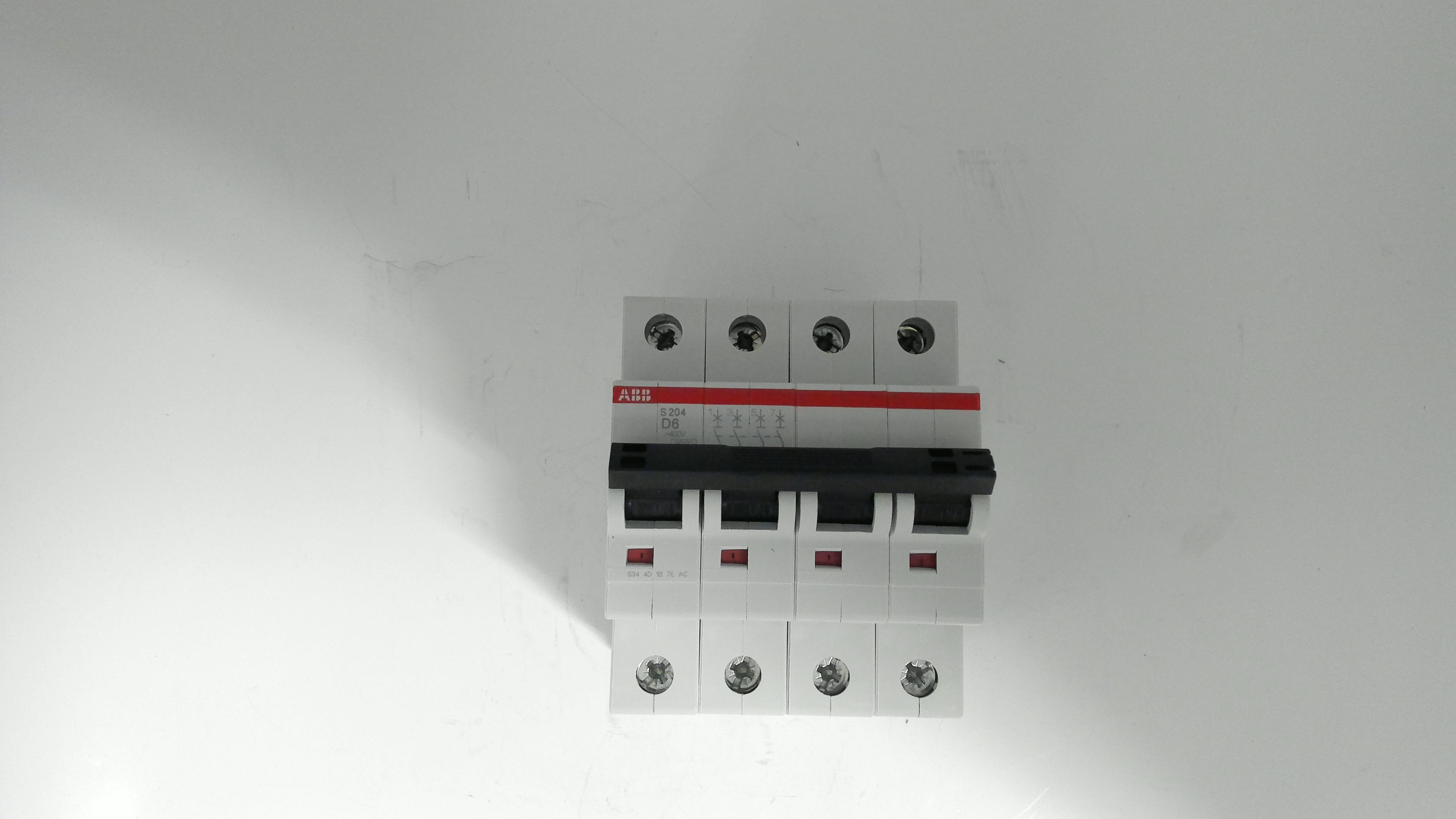 S204-D6