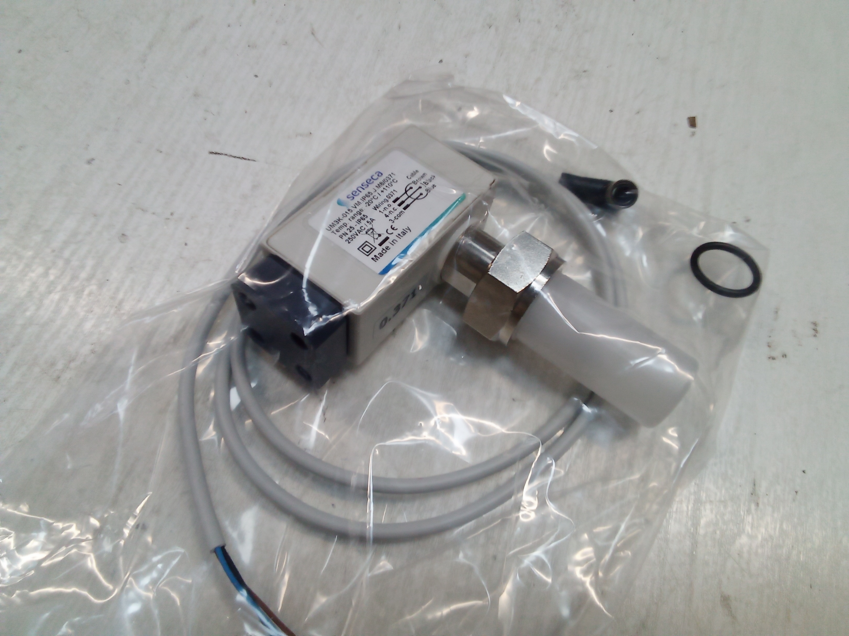 UM3K-015.VM.IP65.J.M8/0371 preview 3