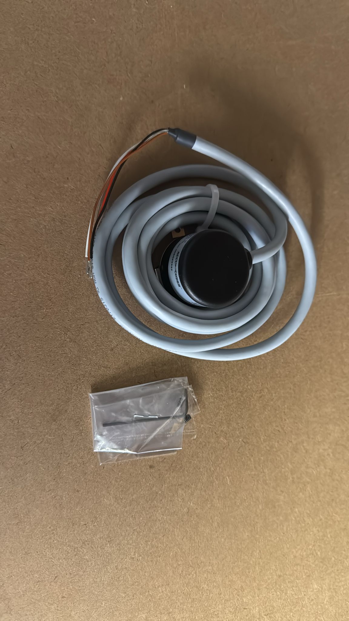 755HS/1-04-FF-0500-Q-OC-1-G2-ST