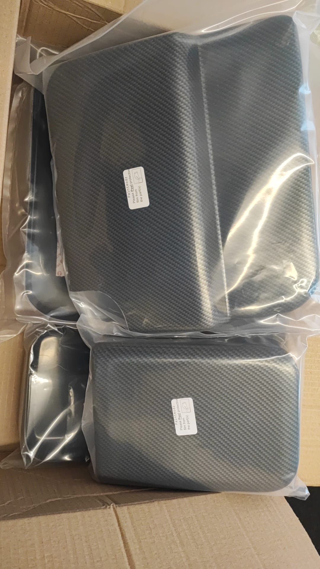 Proform Battery Cover - Hyundai i20 inc N & N Line (Plastic Finishes) - Deluxe Carbon Fibre Effect / Left Hand Drive