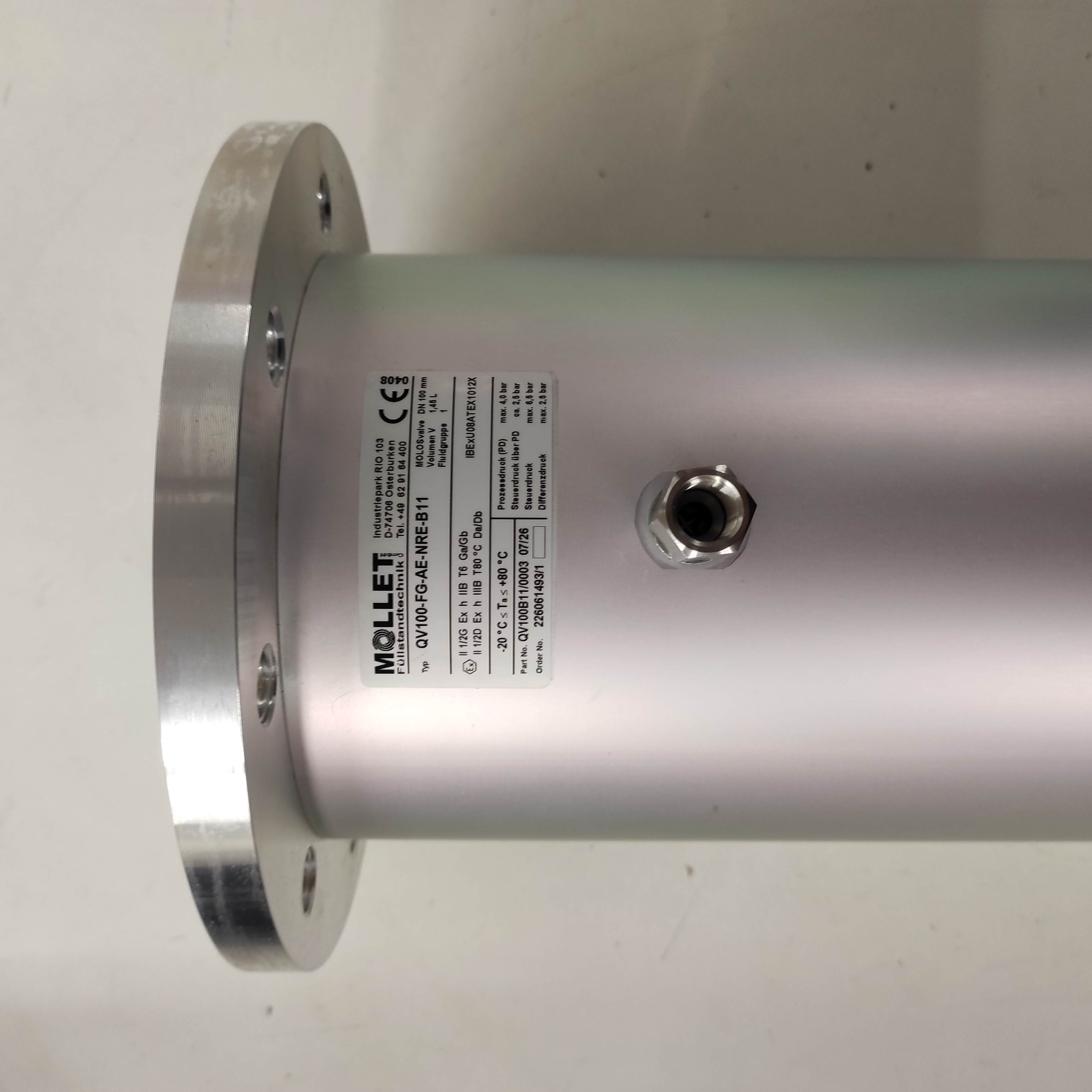 QV100-FG-AE-NRE-B11