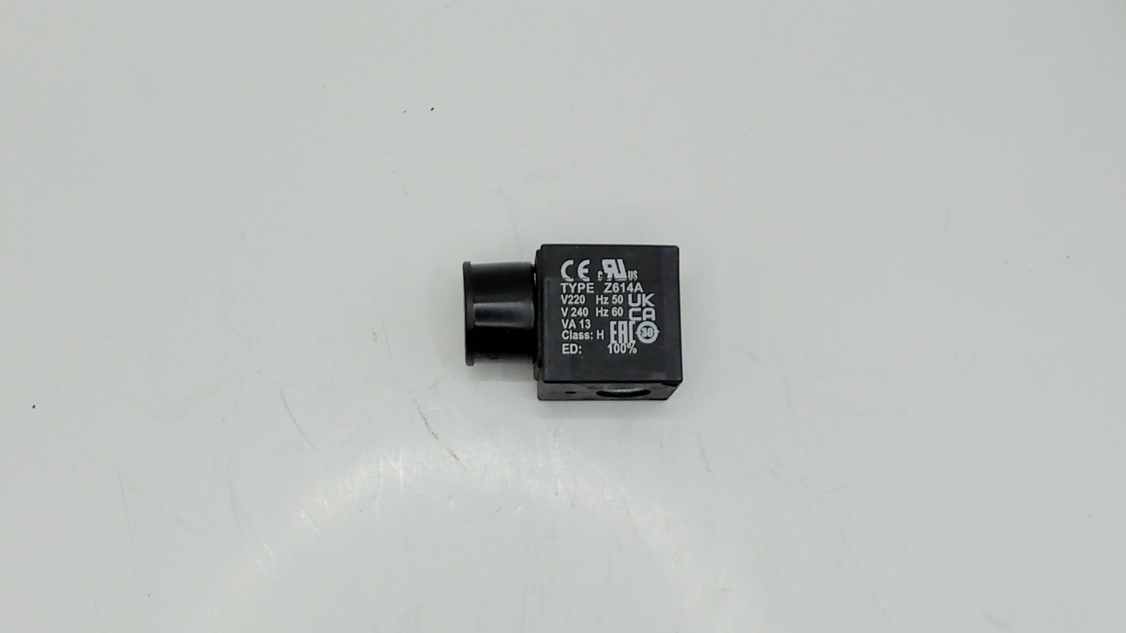 P/N: 200011192, Type: Z614A-220V50Hz | 240V/60Hz