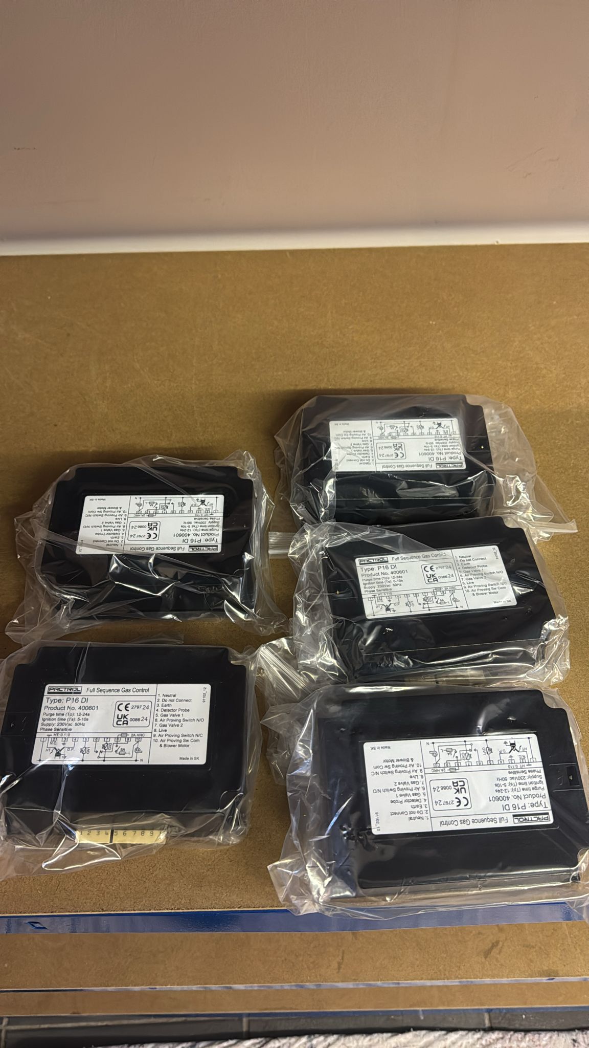 P16DI 400601 (CARD TYPE)