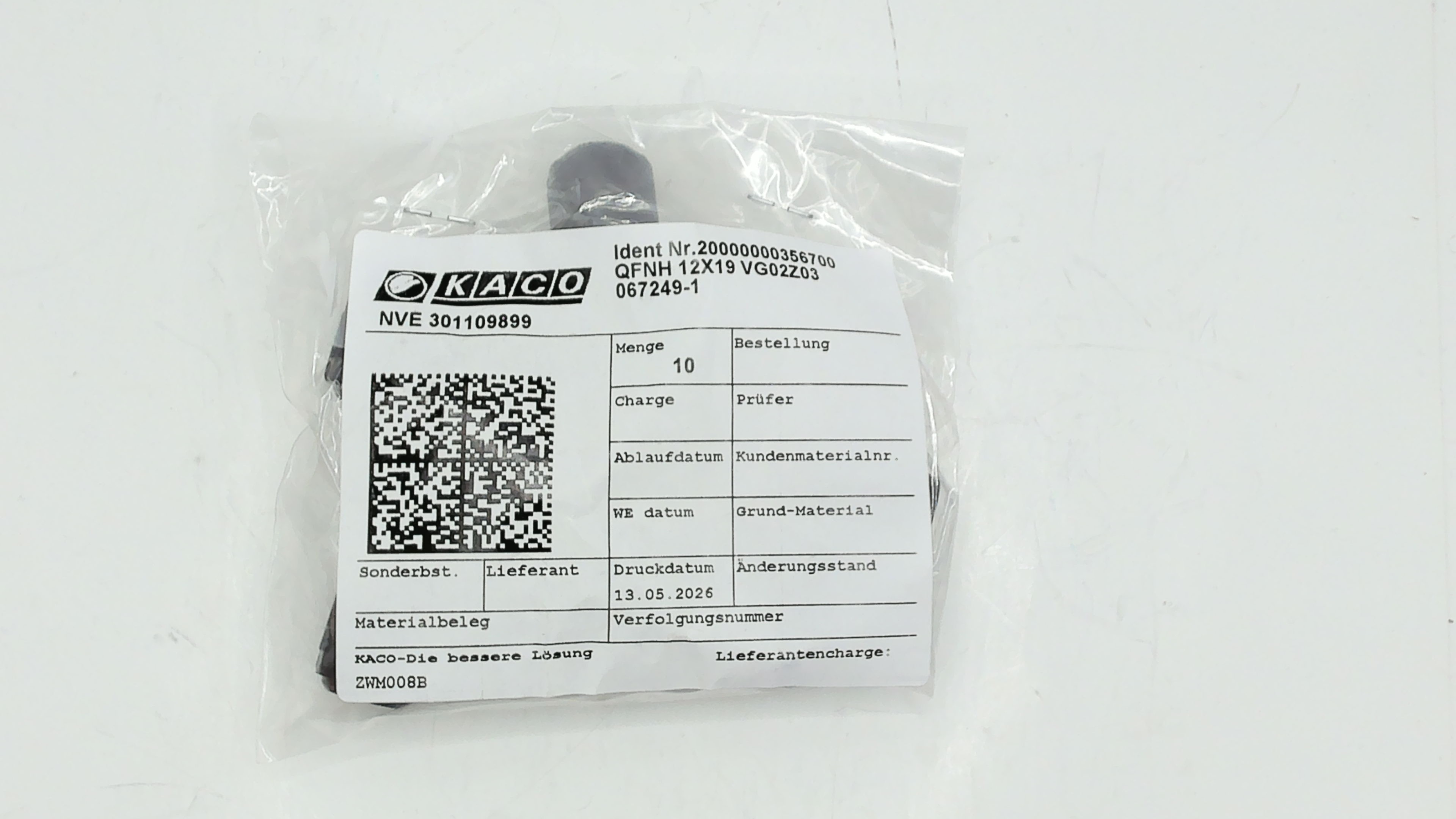 2 747059 / QFNH 12,0 x 19,00 VG02Z03 NBR