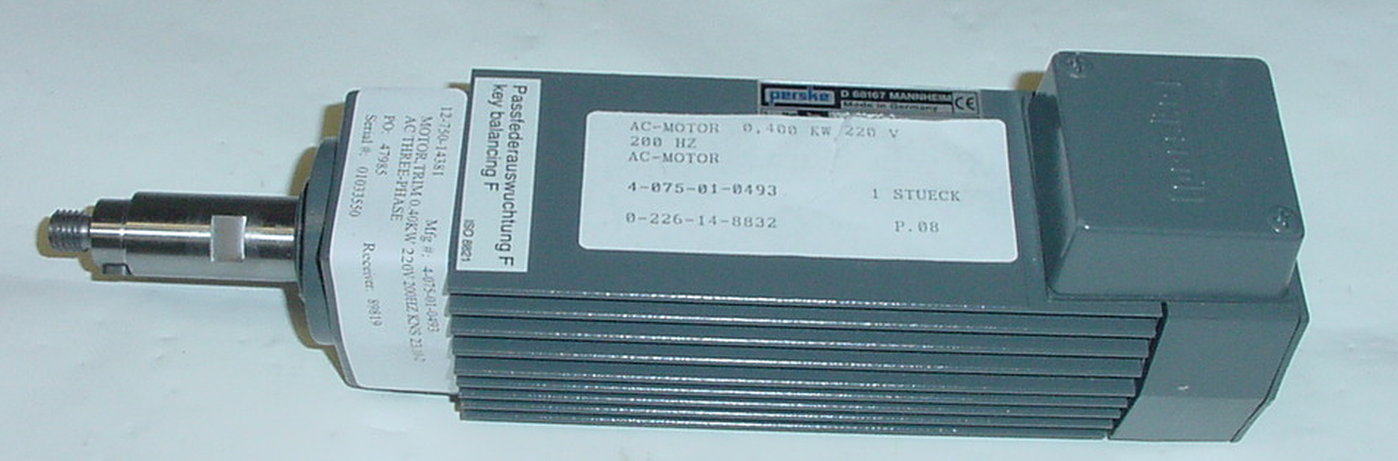 4-075-01-0493