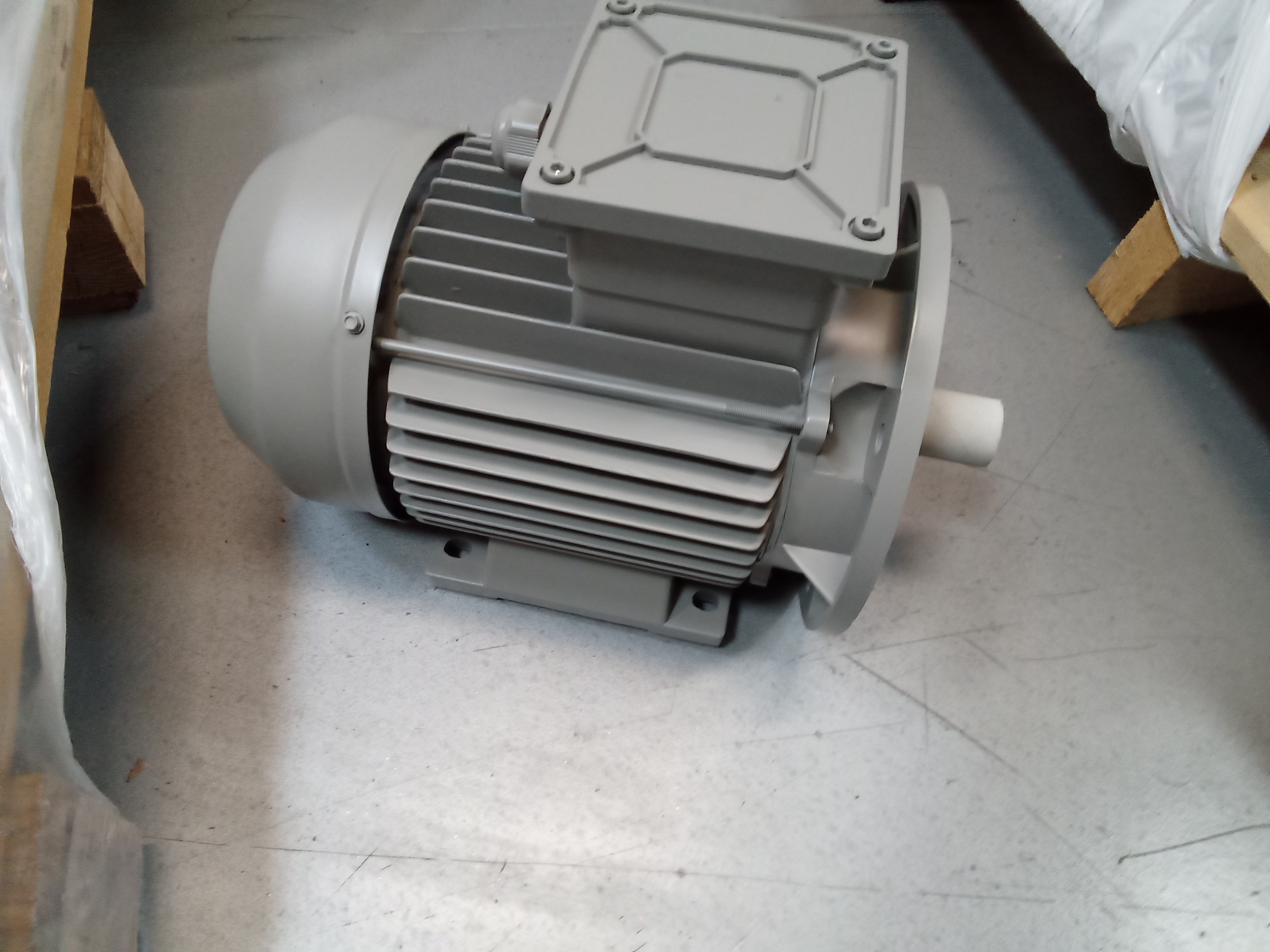 FCP 90 S-4 1,1kW 4P 440/254V 60Hz