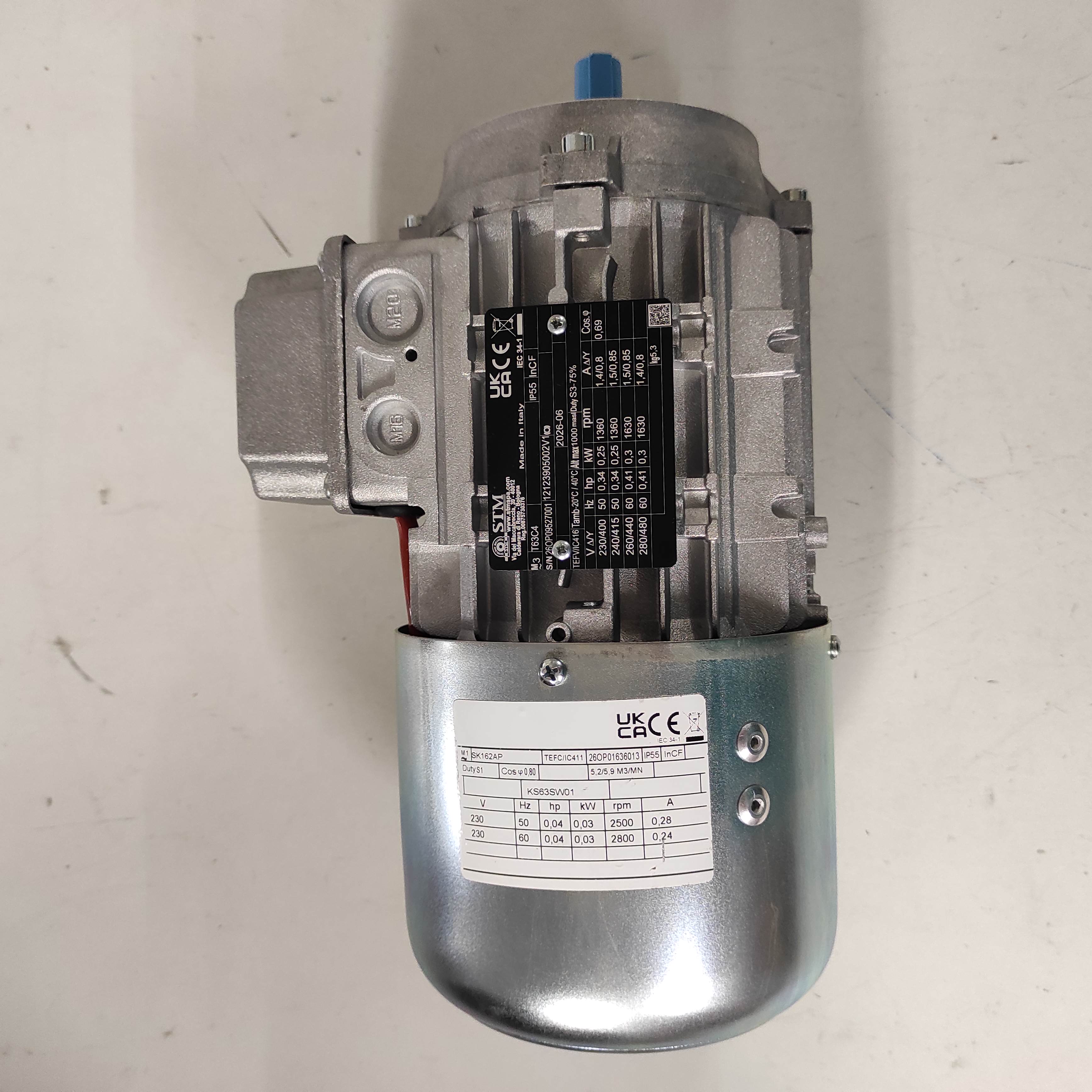 T63C 025 4P B14 MULT + SERV. 230V