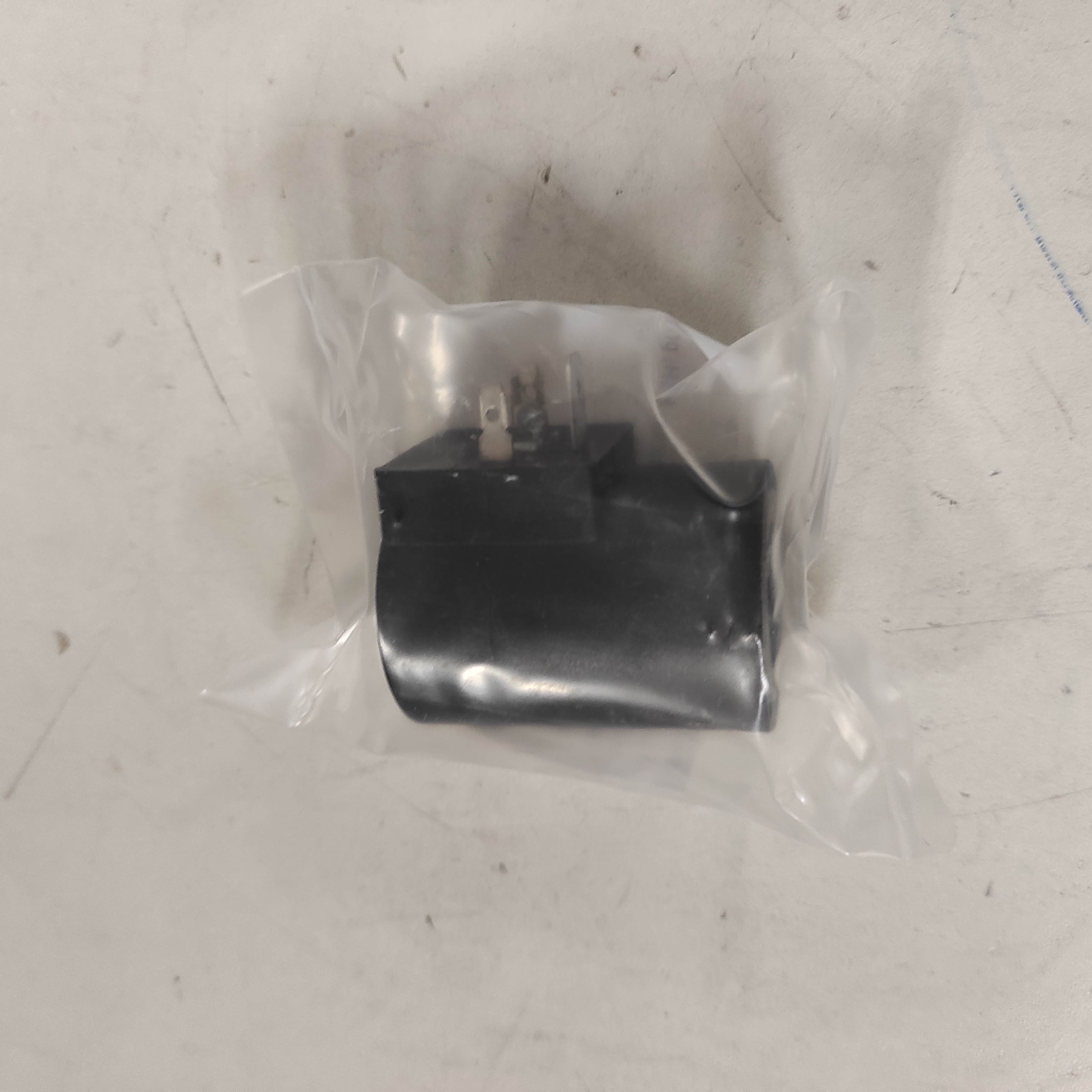 025 10304