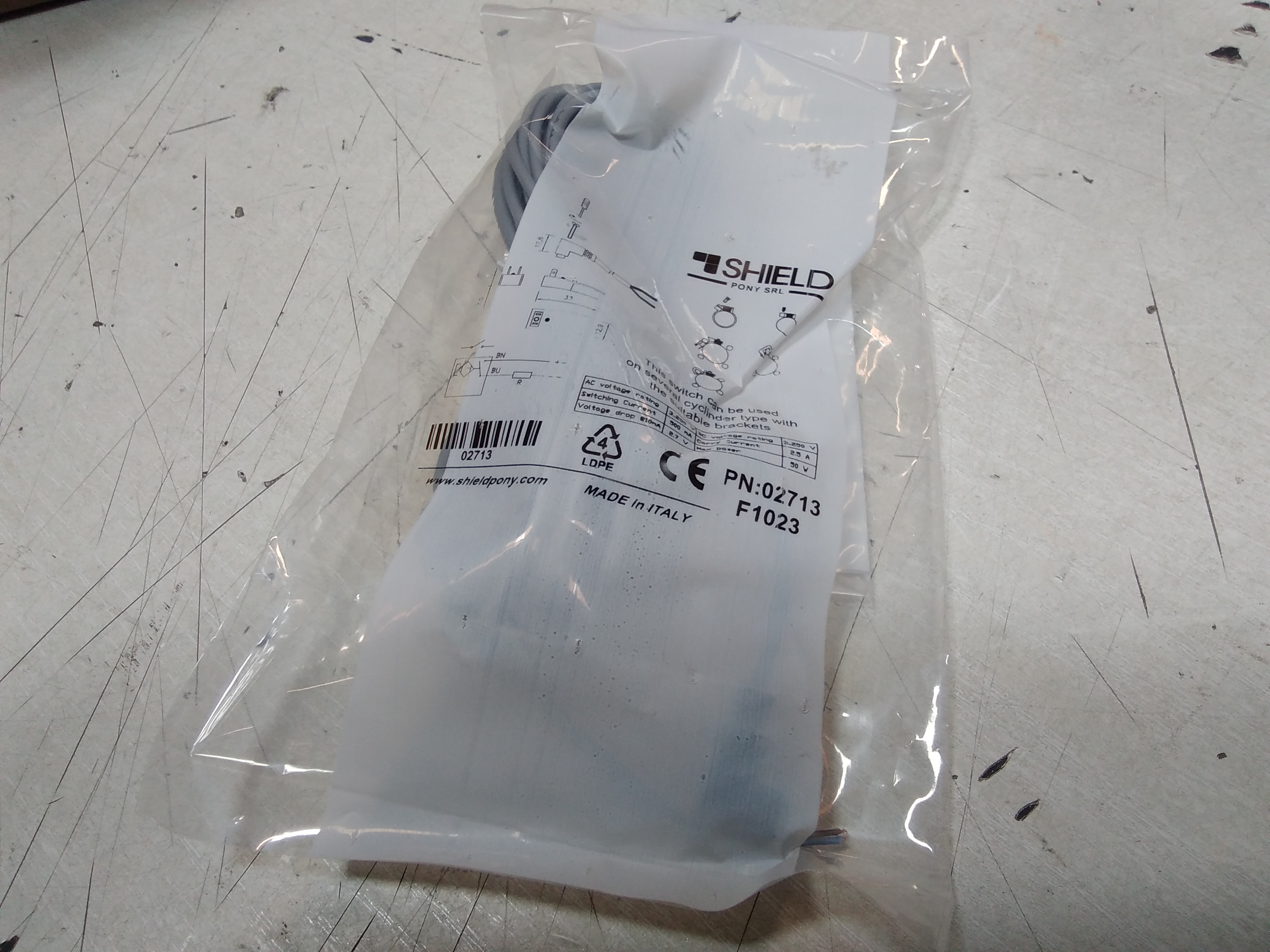 02713 (ex F1023) FEK 110A0R