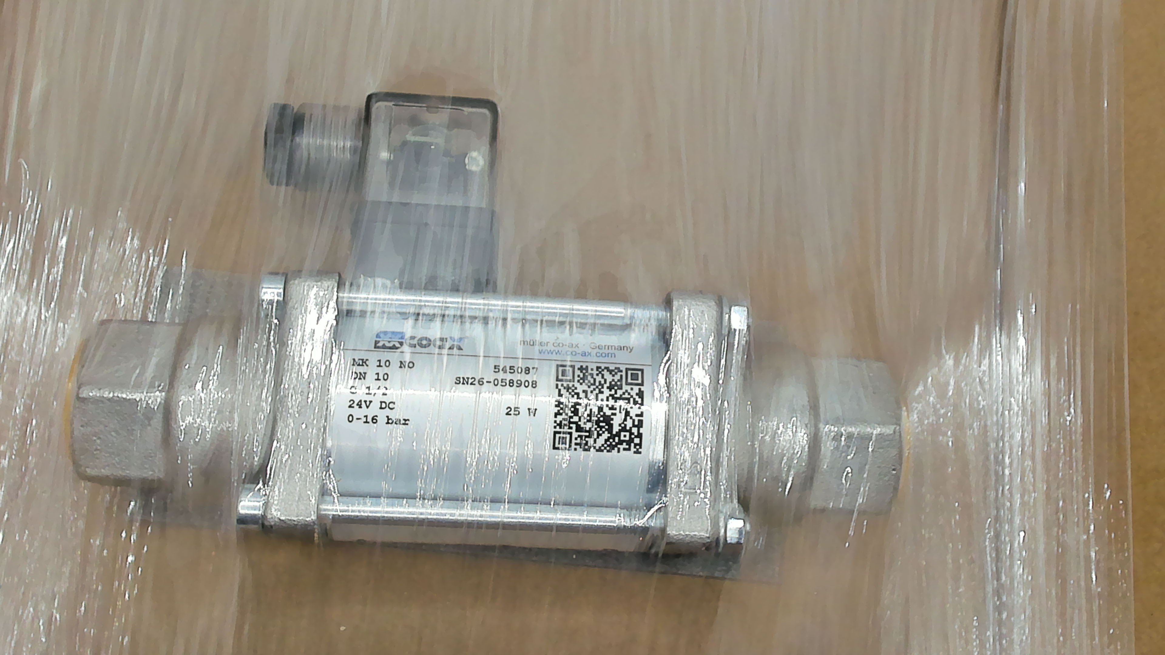 545087