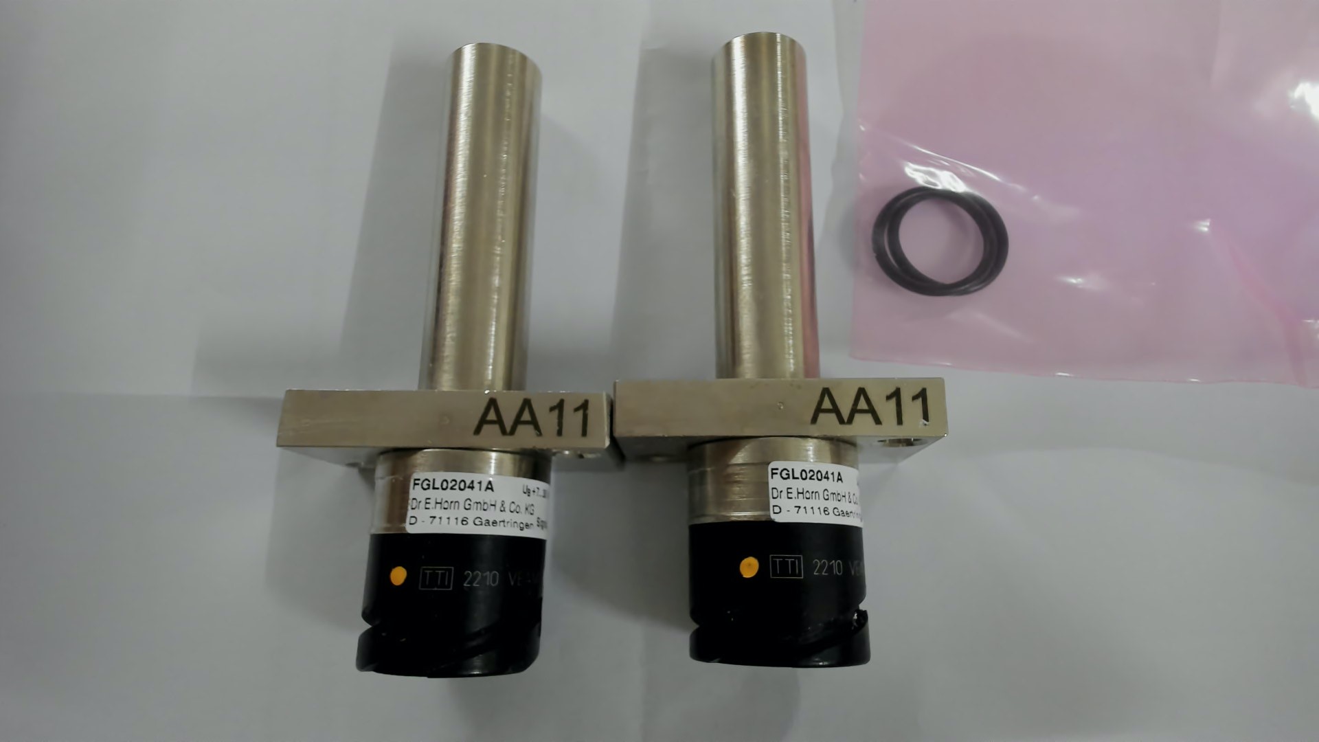 FGL 02041A