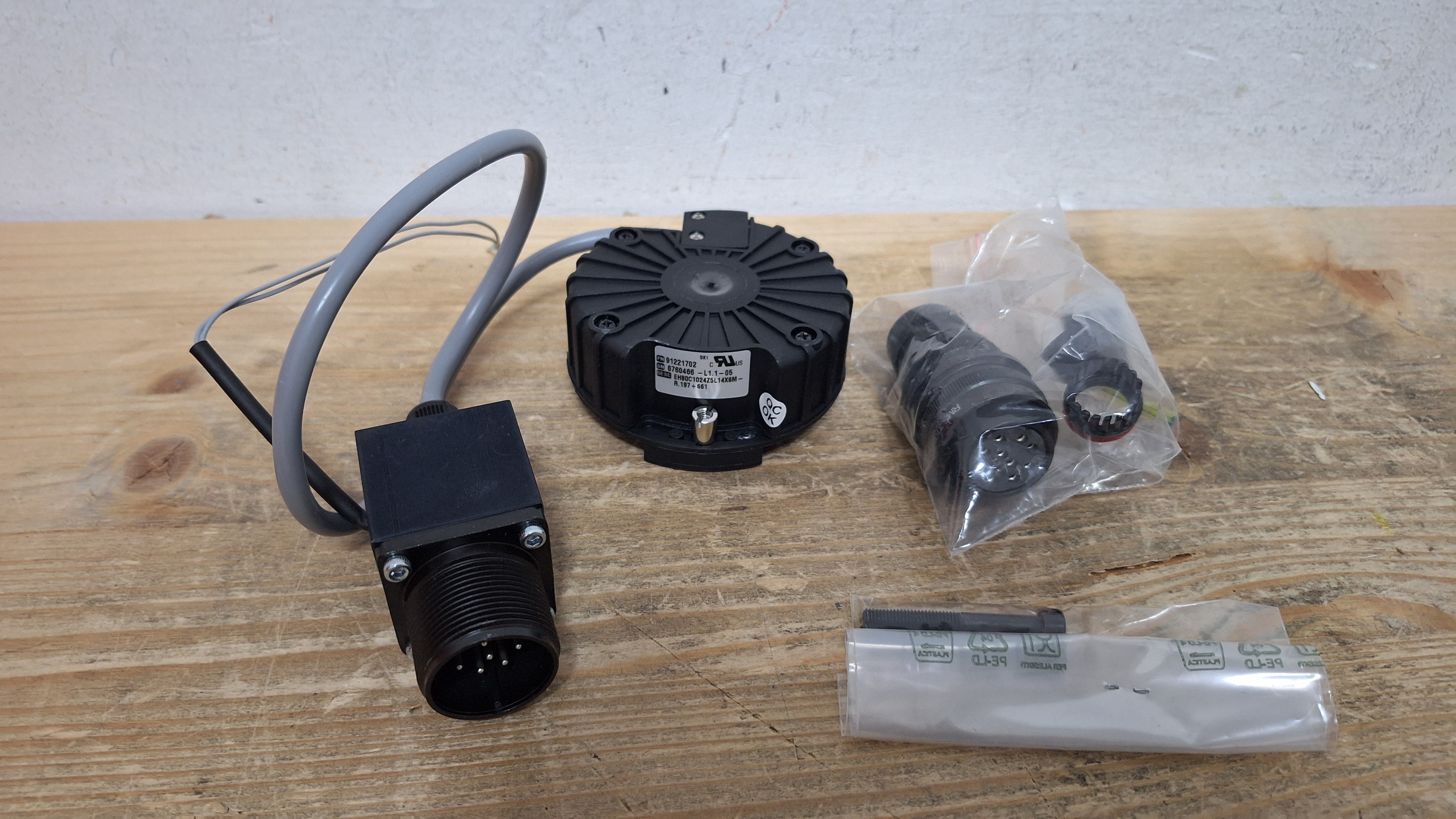 EH80C1024Z5L14X6MR197+661