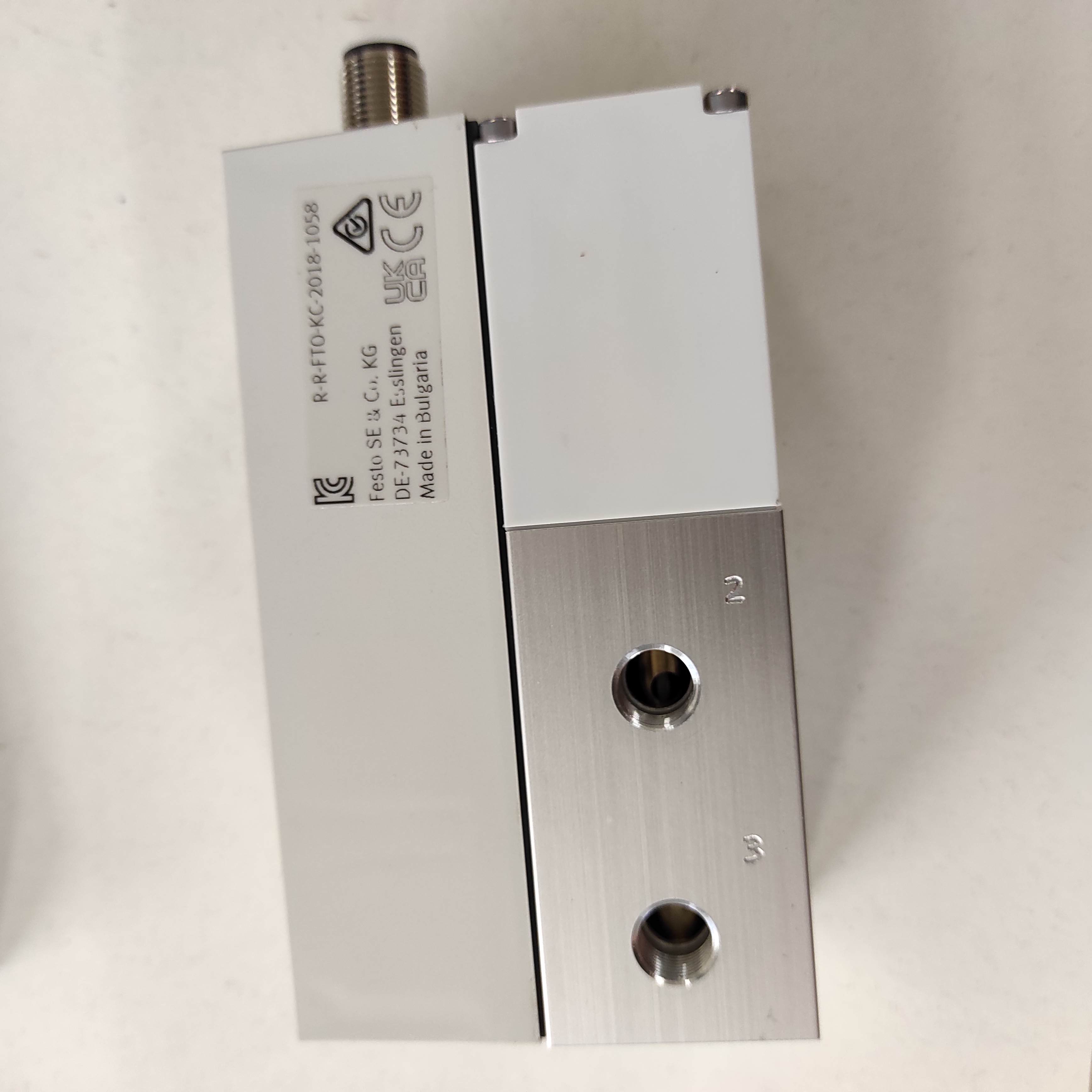 P/N: 542235, Type: VPPM-6L-L-1-G18-0L10H-V1N