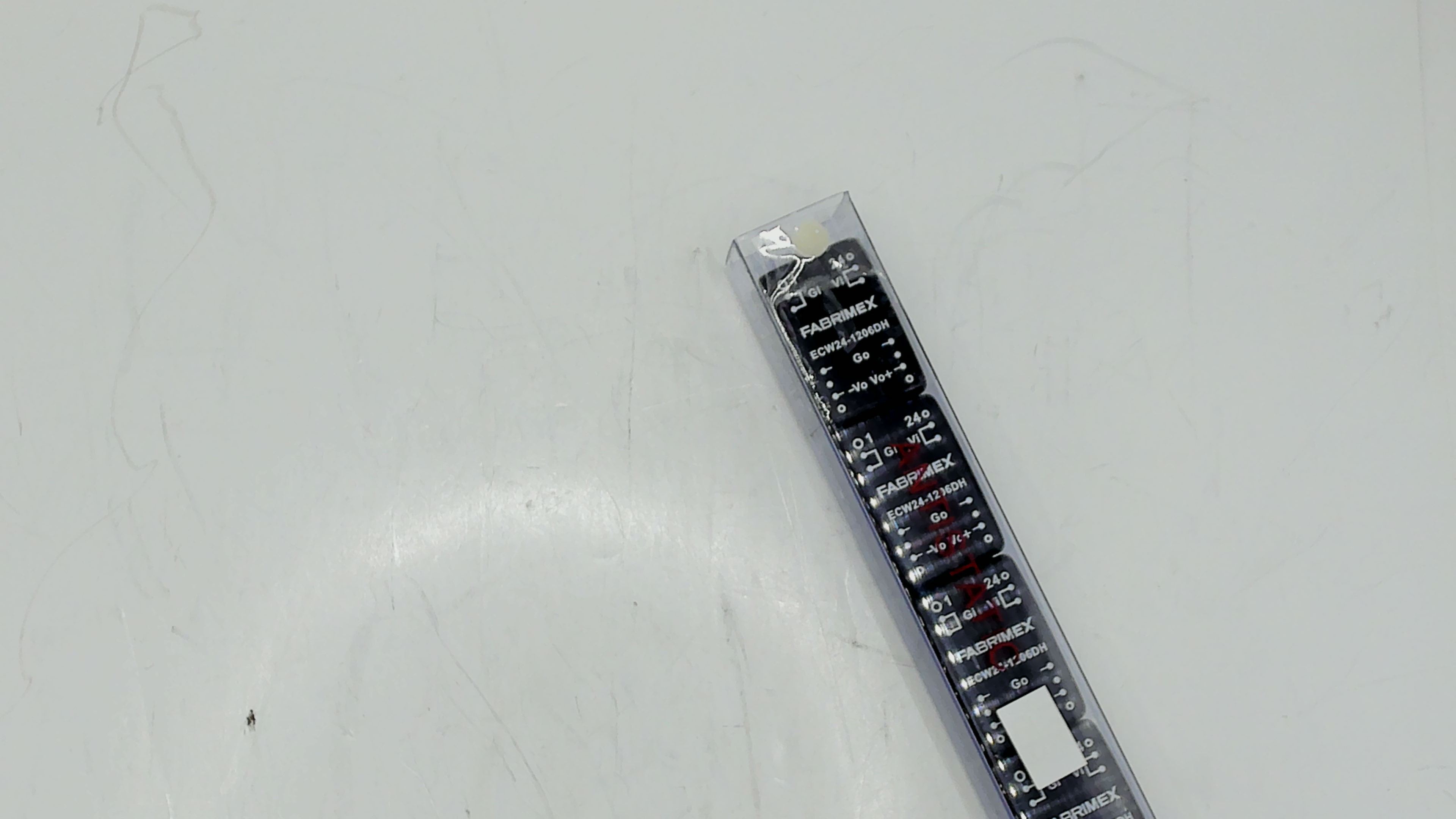 ECW241206DH